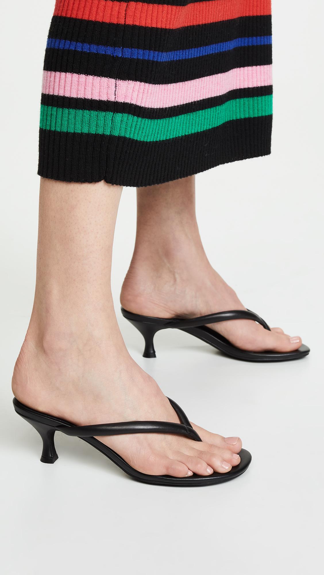 black flip flop heels
