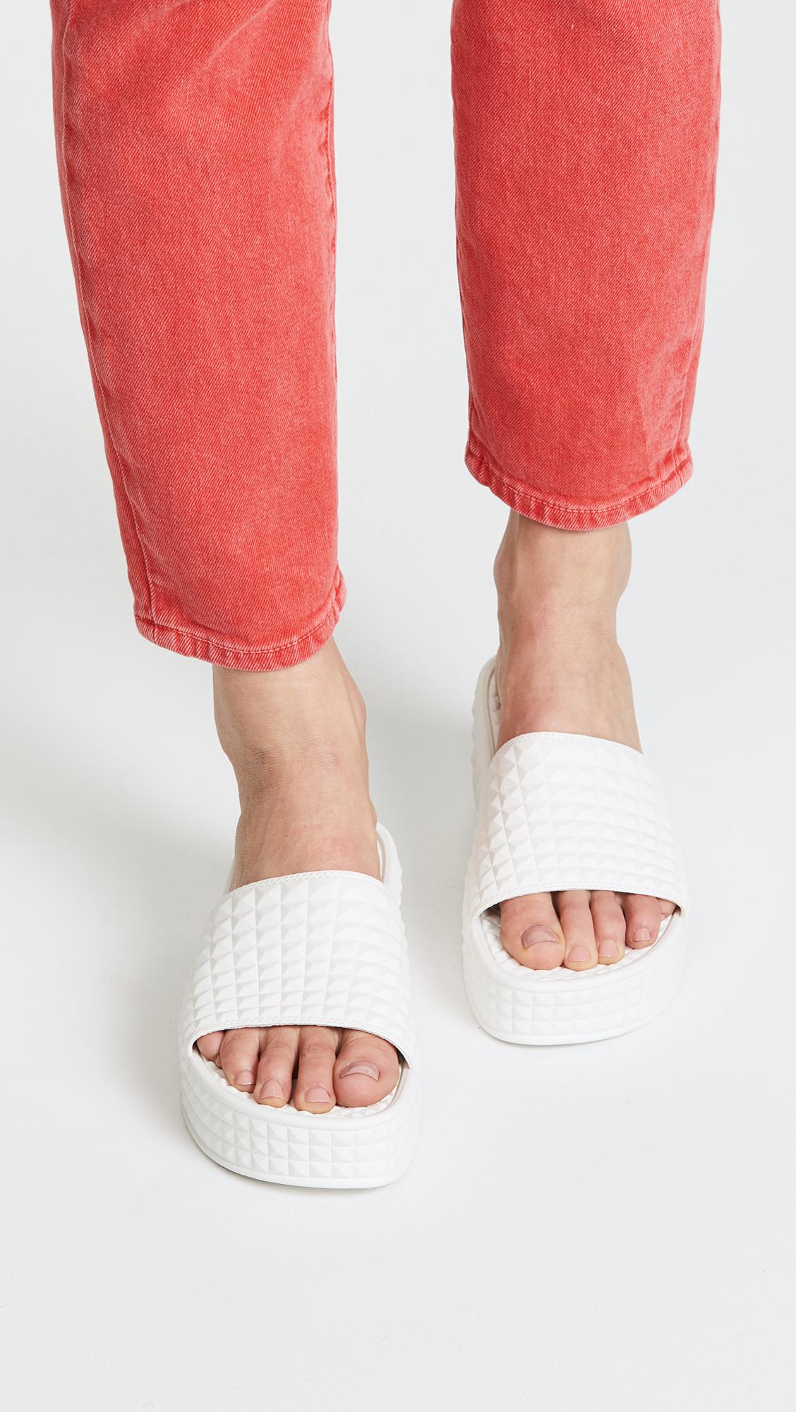 ash scream sliders