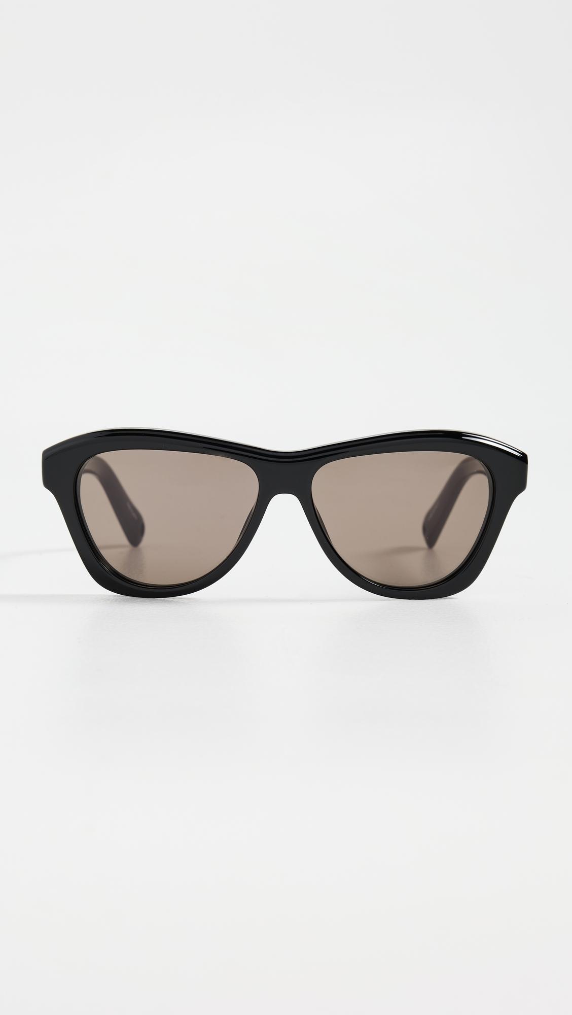 Jacquemus Palmier Sunglasses in Black | Lyst display picture 3