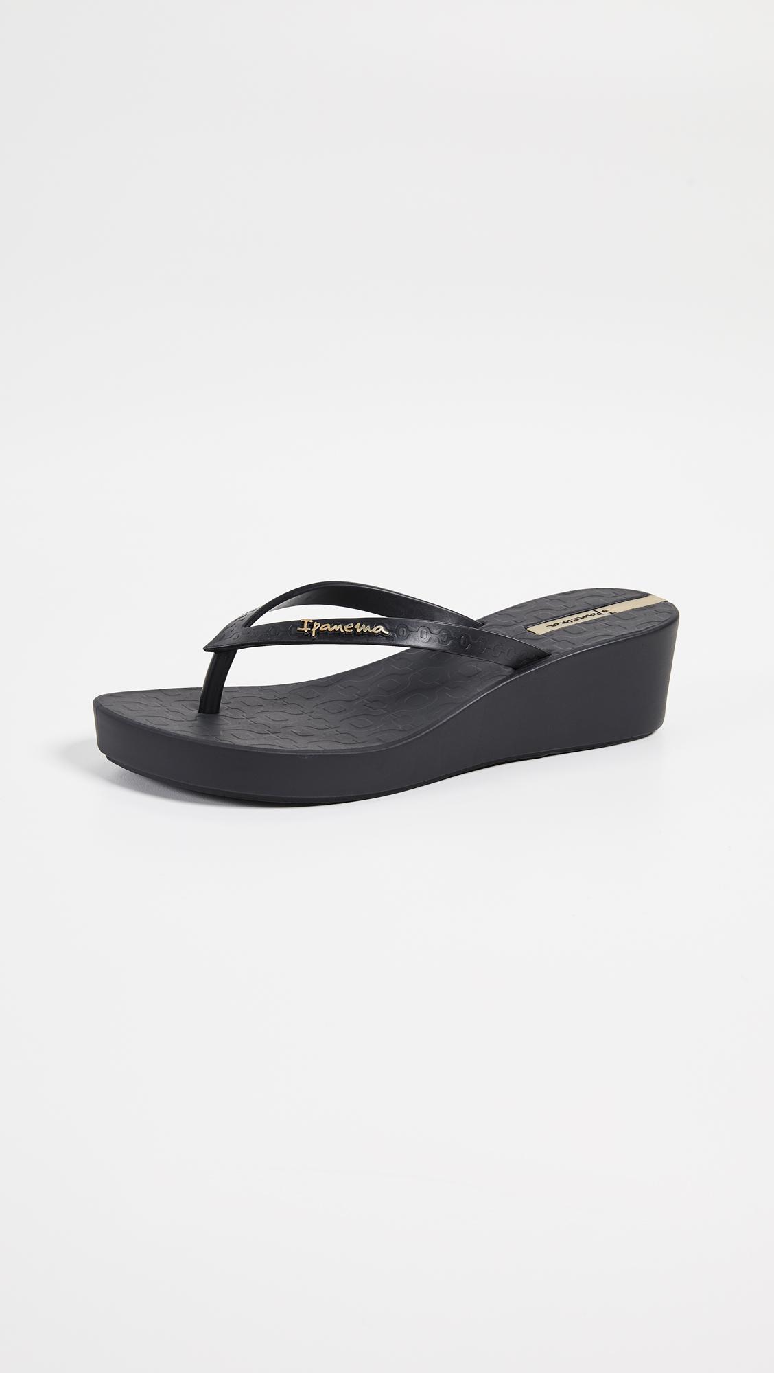 Women's Blowfish, Leeds Platform Sandals | Peltz Shoes