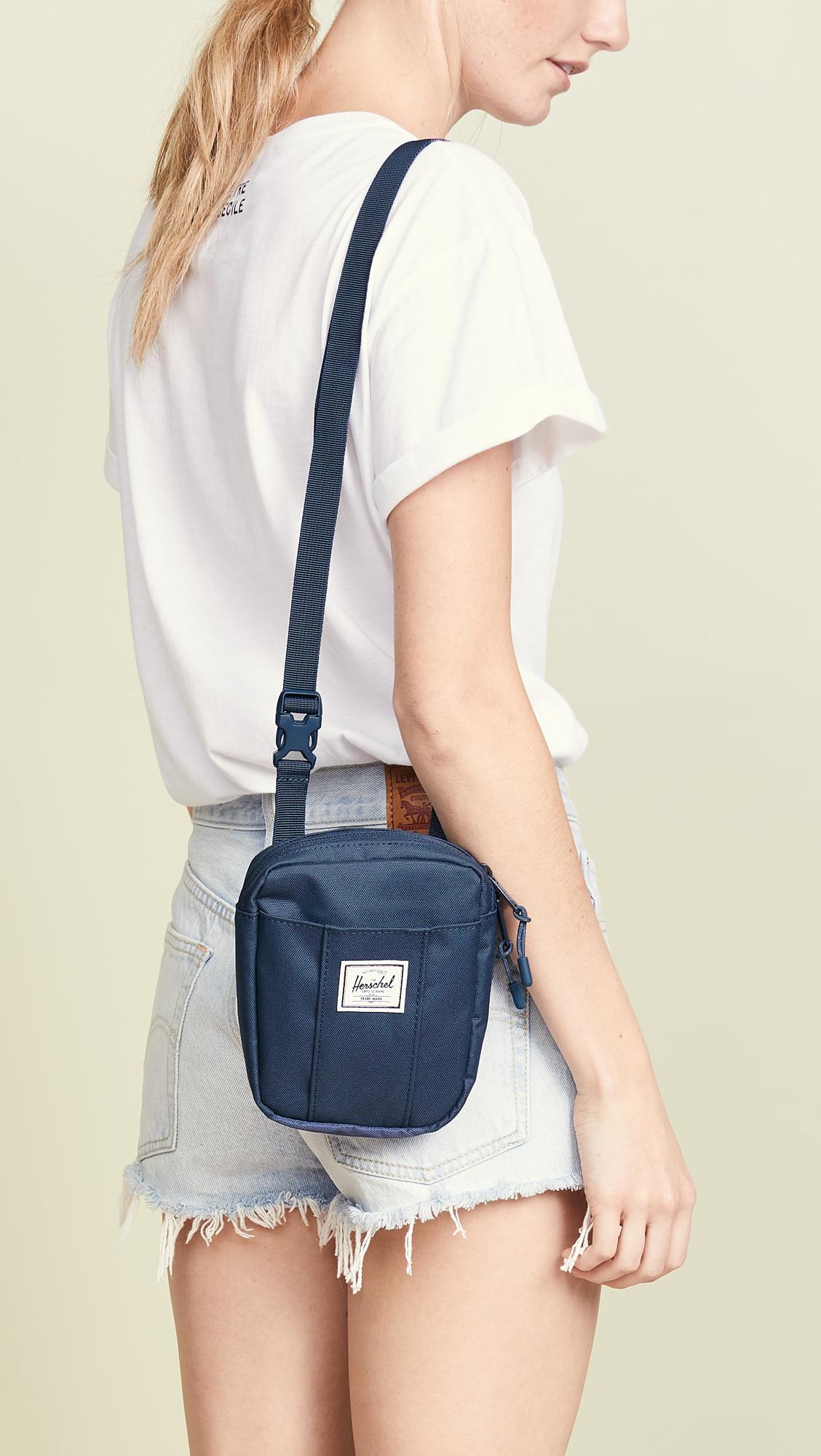herschel cruz hip pack