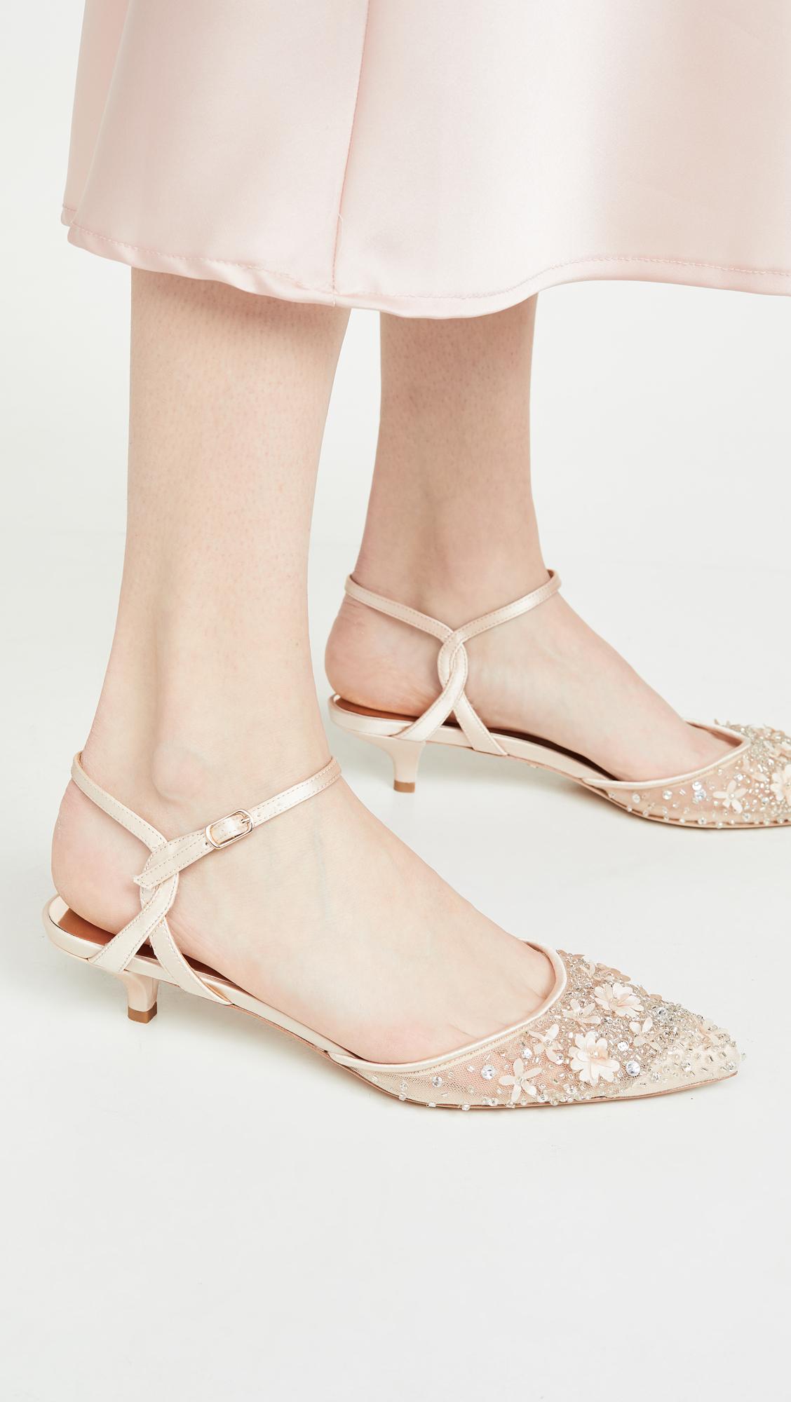 badgley mischka iris kitten heel slingback pump
