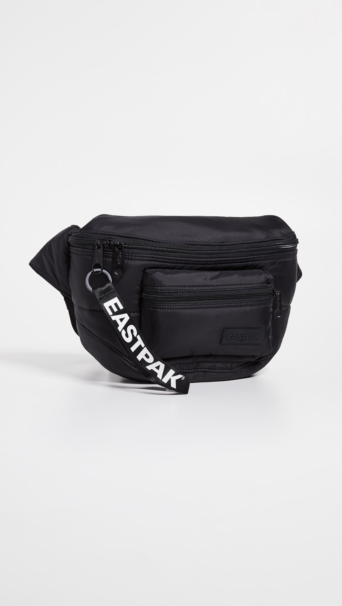 Eastpak Puffer Lab Bag in Black |