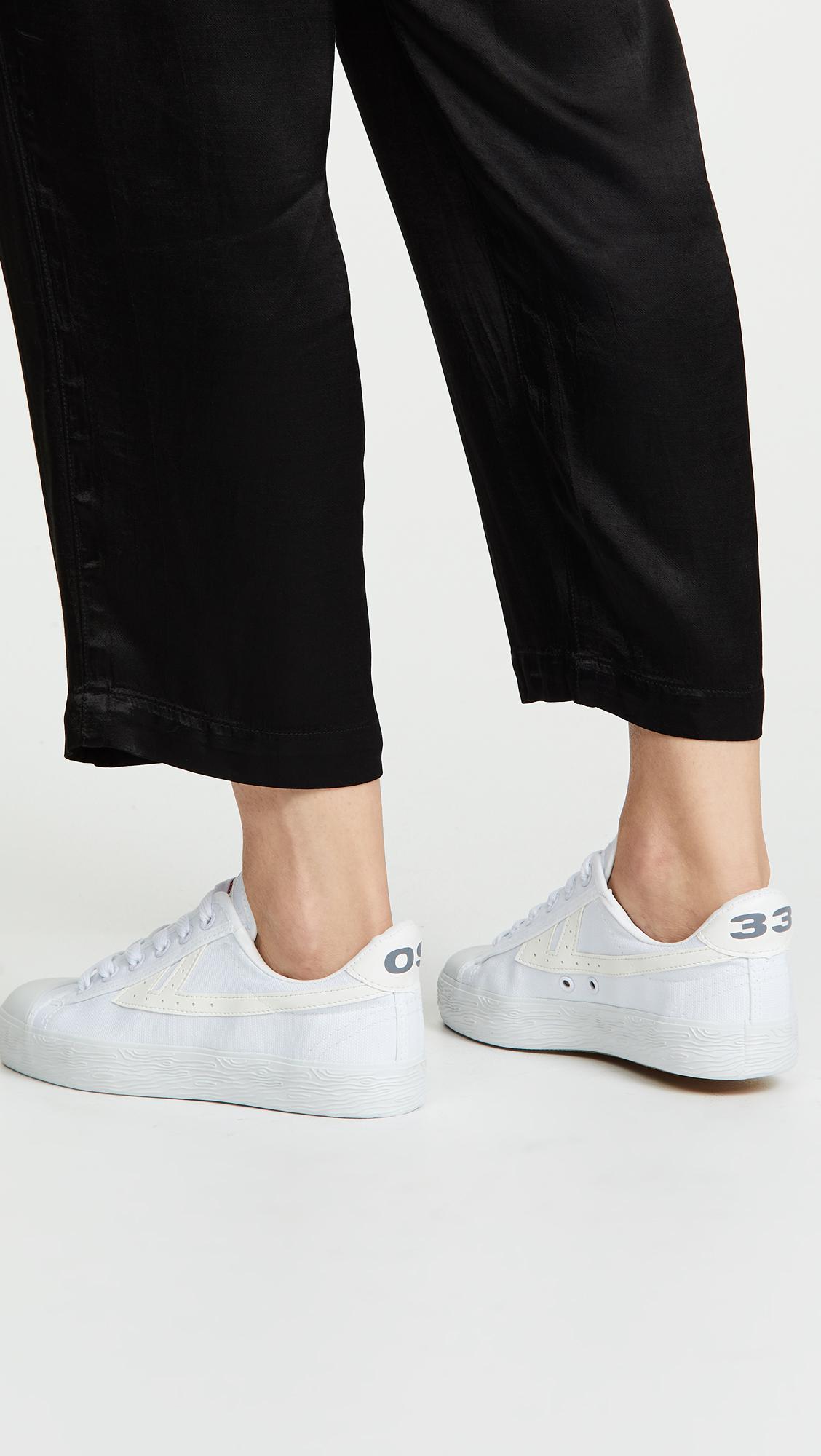wos33 sneakers