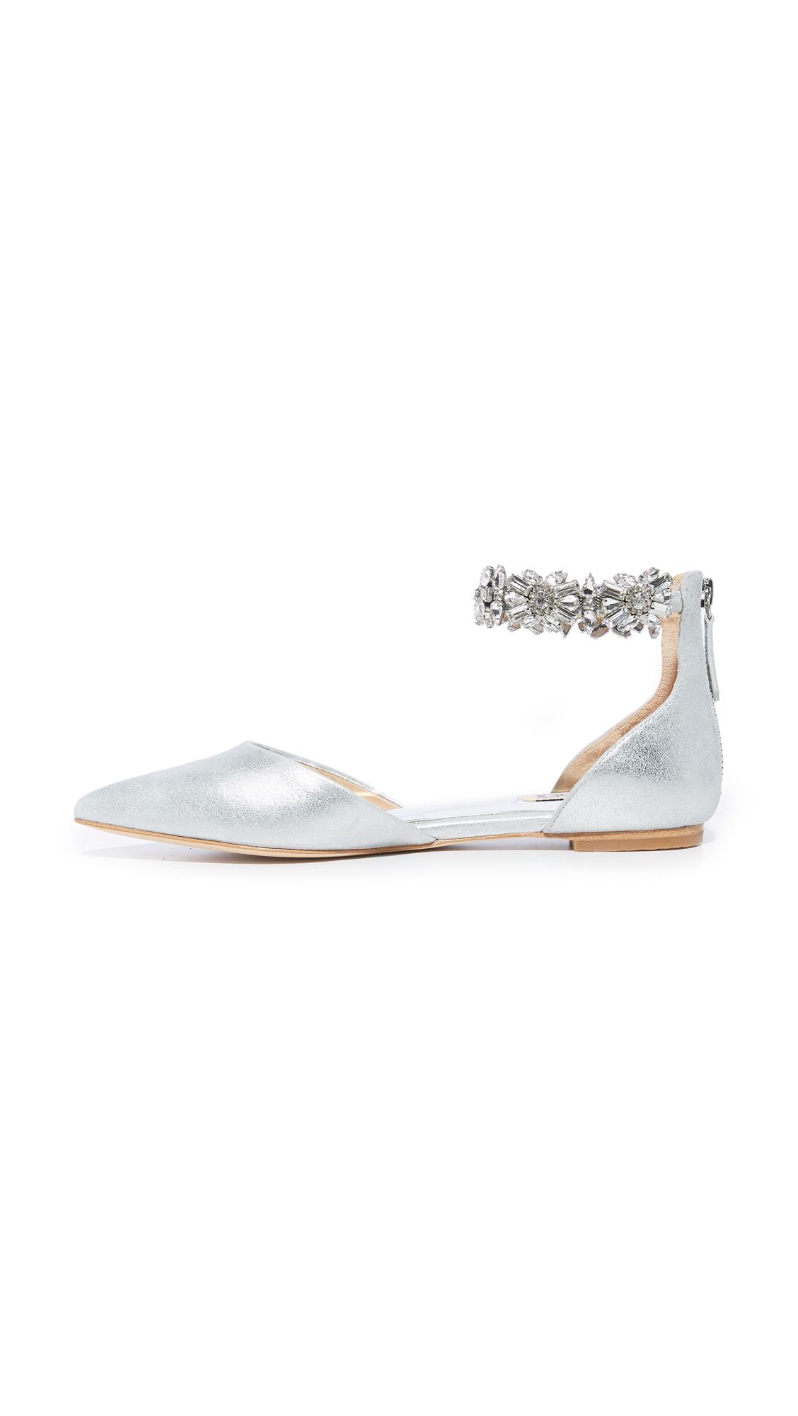 badgley mischka morgen ankle strap flat
