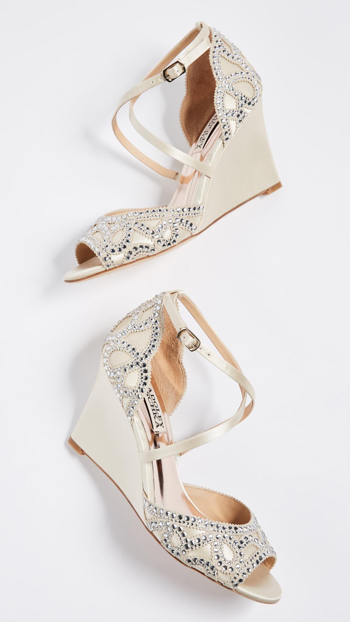 badgley mischka winter wedge