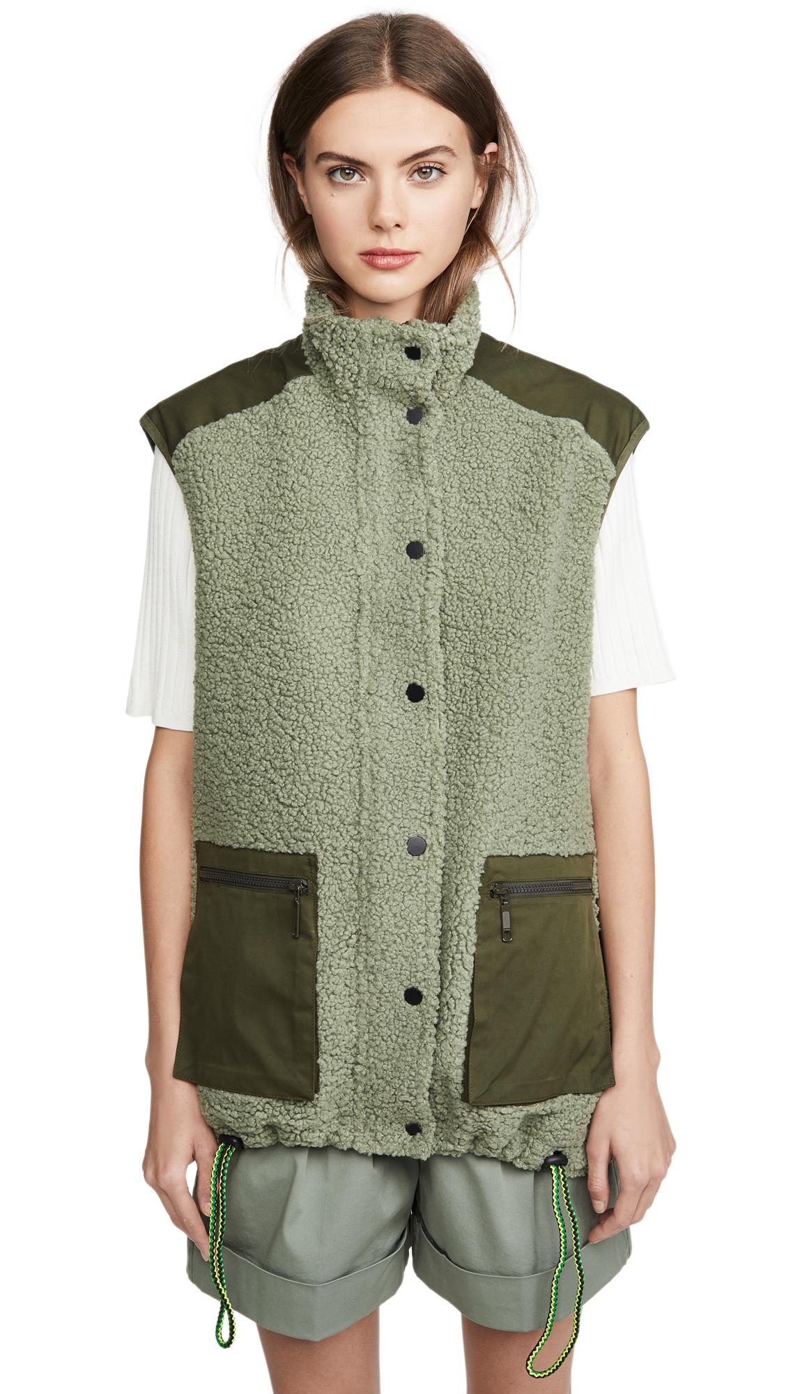 Baum und Pferdgarten Jin Paneled Fleece Vest in Light Khaki (Green) - Lyst