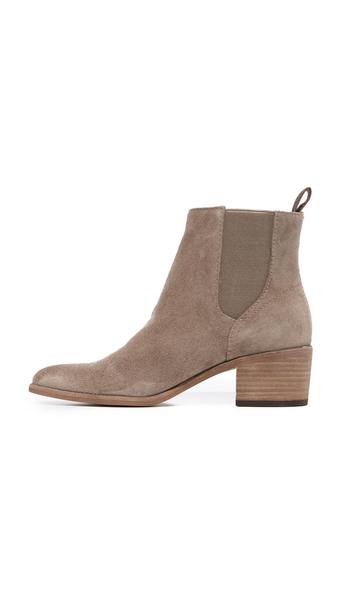dolce vita women's colb chelsea booties