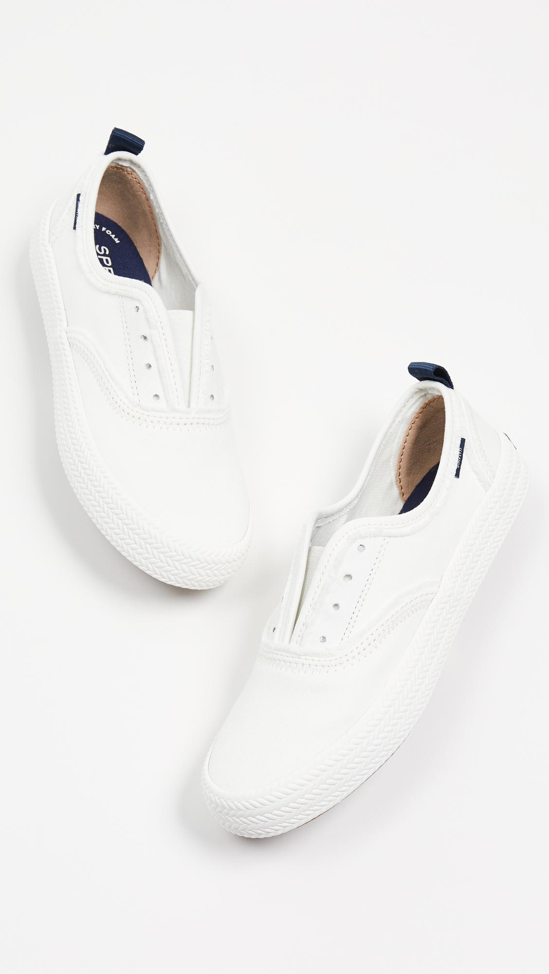 sperry crest knot