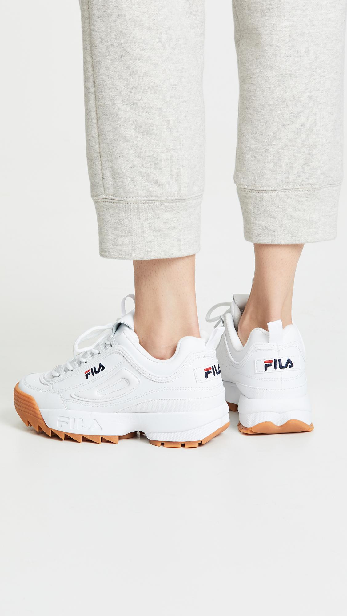 fila women's casual shoes