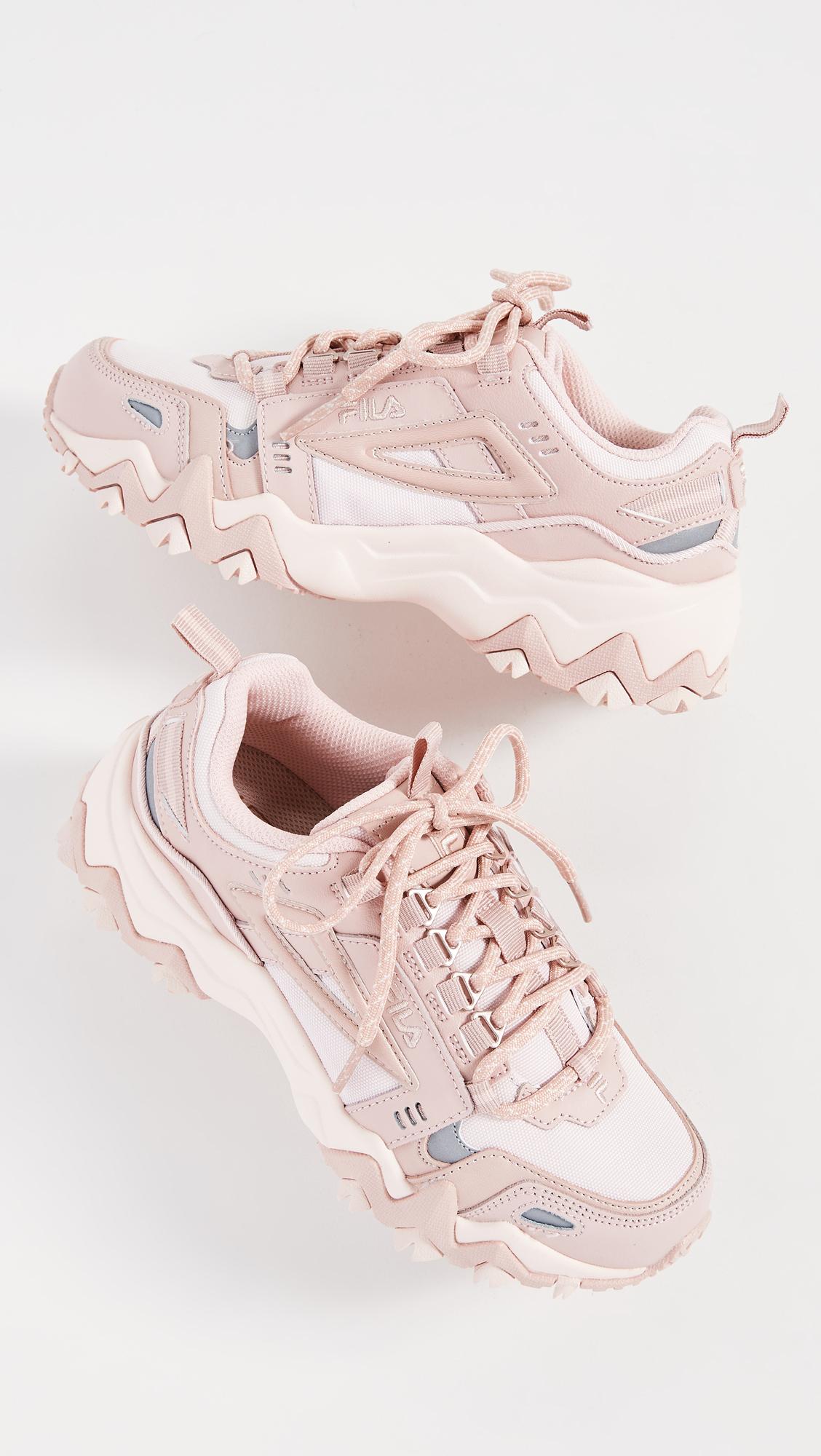 pastel bijlage Opheldering Fila Oakmont Tr Sneakers in Pink | Lyst