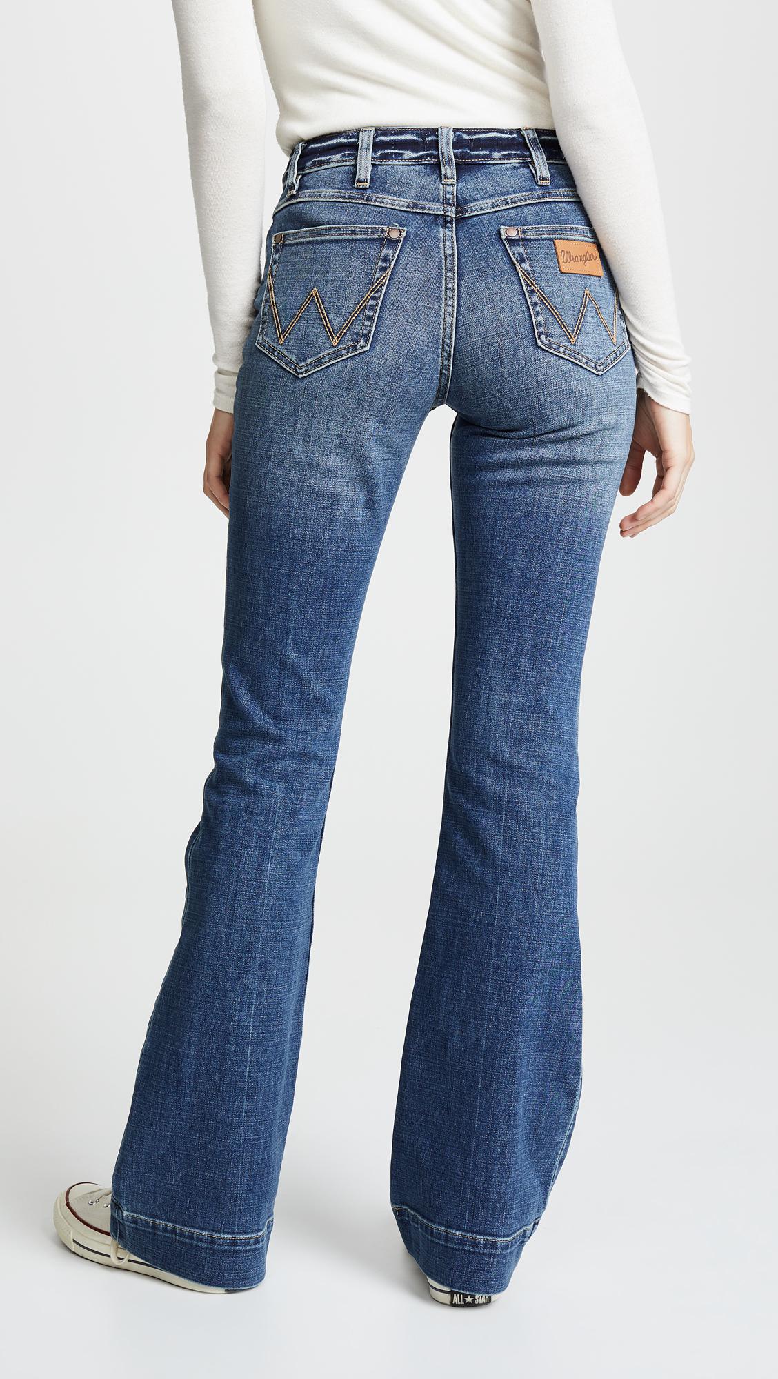 Wrangler Denim Exaggerated Bootcut Jeans in Blue - Lyst