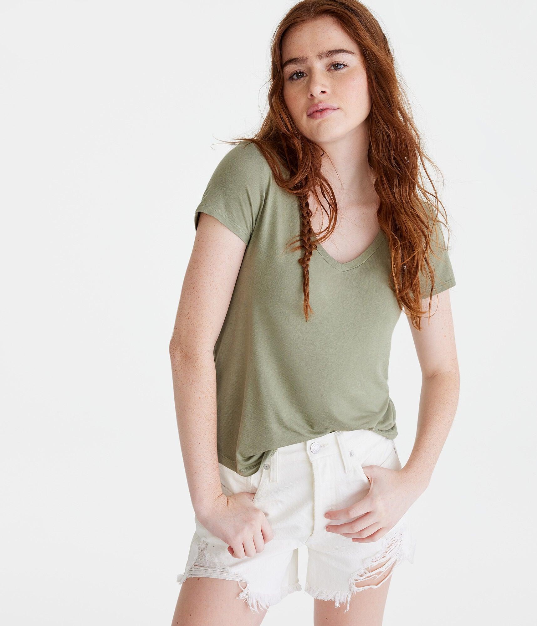 Aéropostale Seriously Soft V-neck Tee in Green