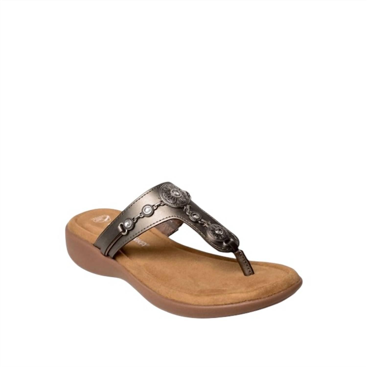 Minnetonka thong sandals on sale