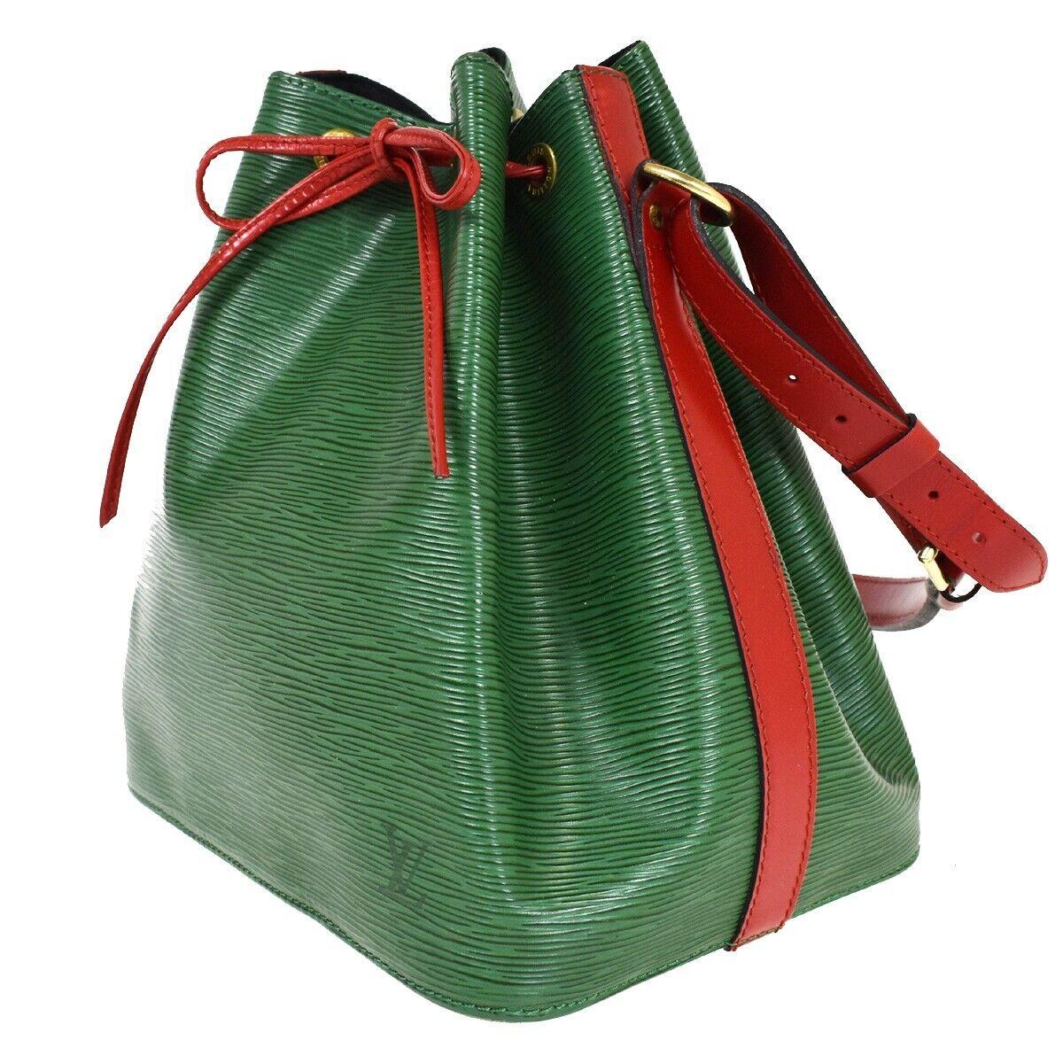 Pre-Owned Louis Vuitton Epi Petit Noe Leather Green India