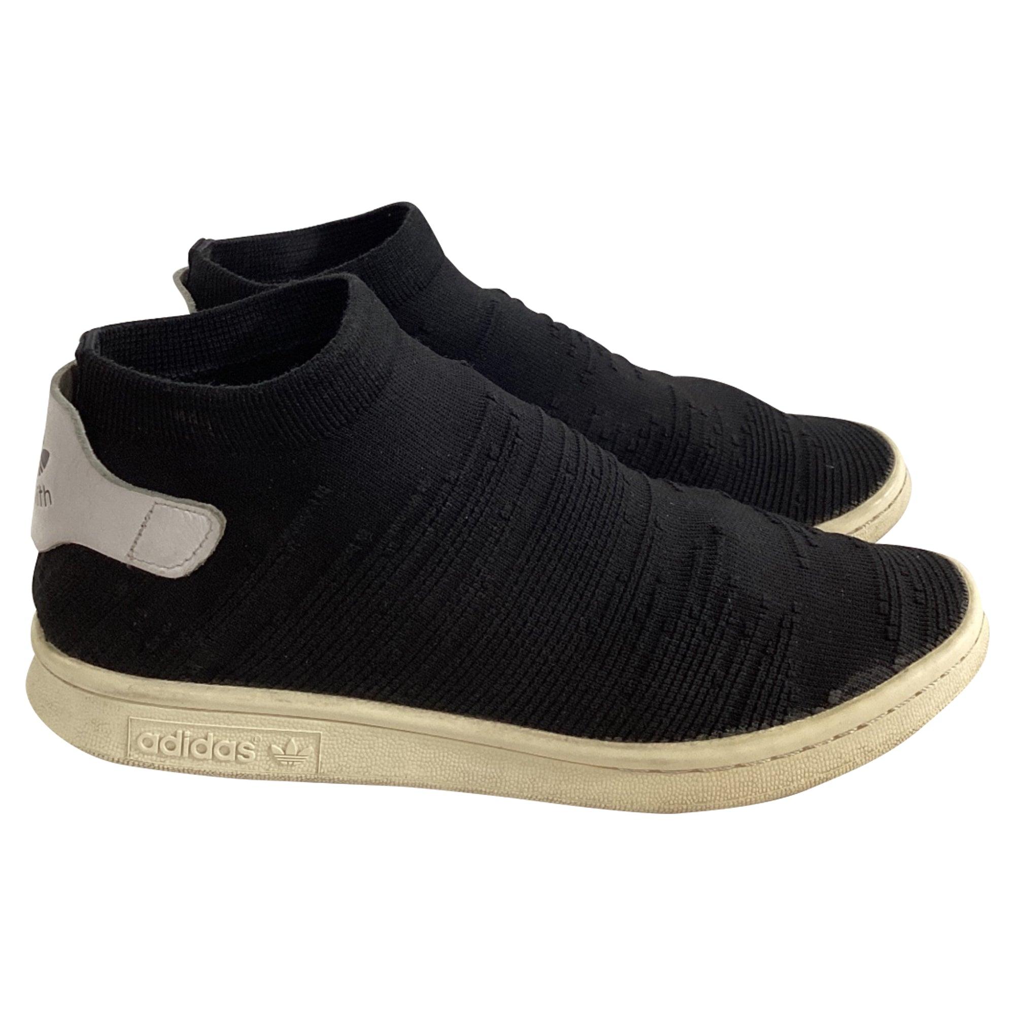 adidas gazelle silver green womens adidas Originals Gazelle Women's Powder Yellow/Lucid Pink/Gum 3 Shoes, Size: 8.5 main image 0