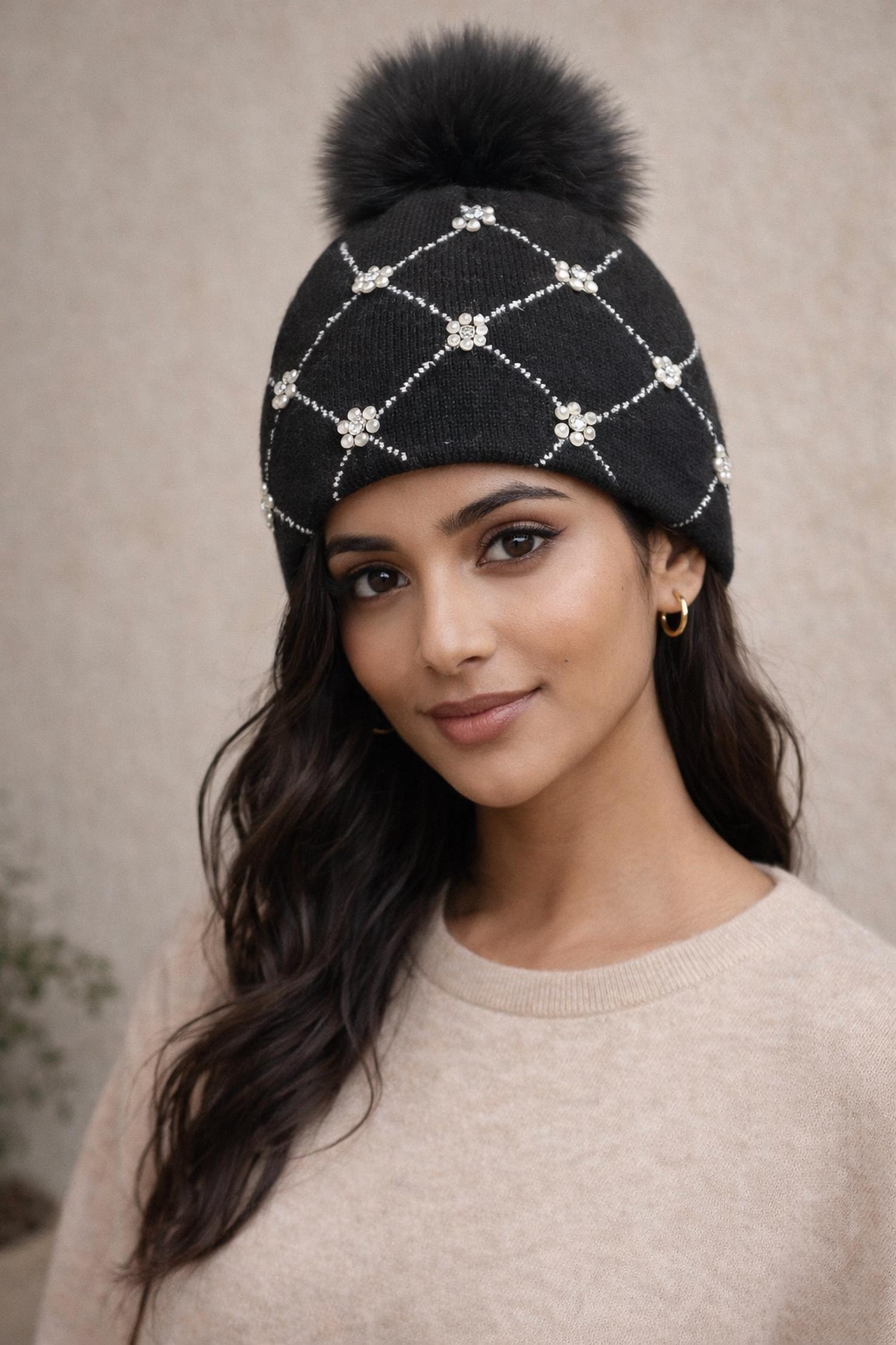 NEW MITCHIE\'S MATCHINGS women\'s houndstooth fox pom hat in black Mitchie main image 2