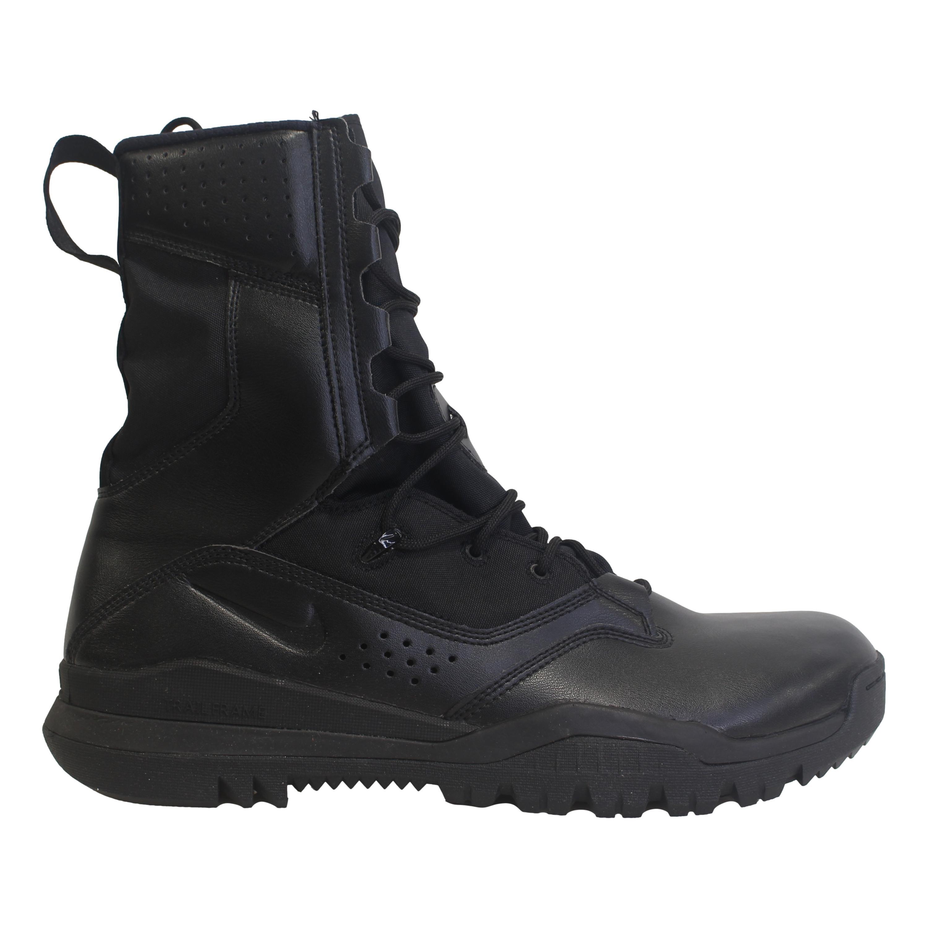 ao1572 nike