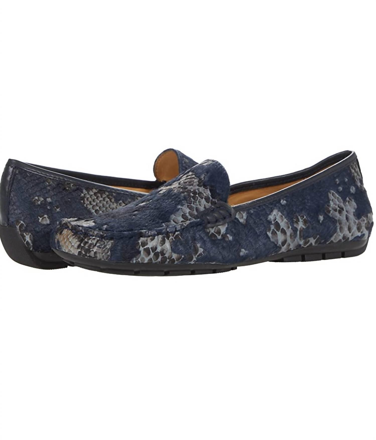 Vaneli flats shop
