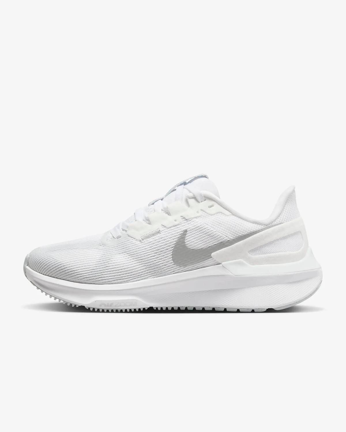 nike supportive running shoes