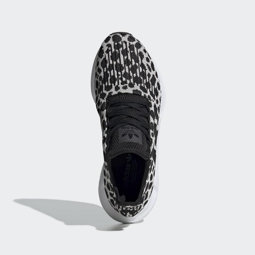 adidas Swift Run Shoes in Black | Lyst