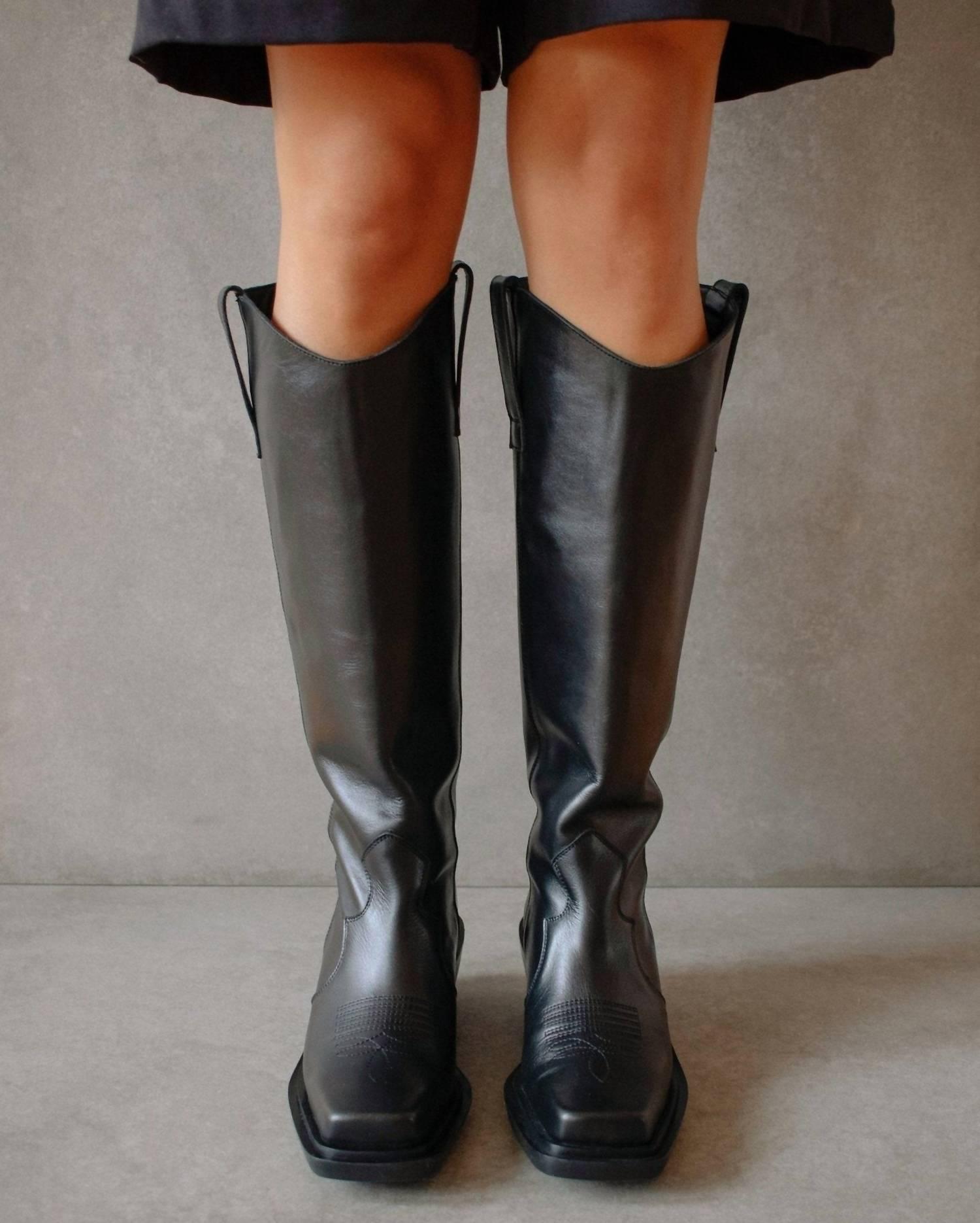 Alohas Cattle High Boot in Black | Lyst