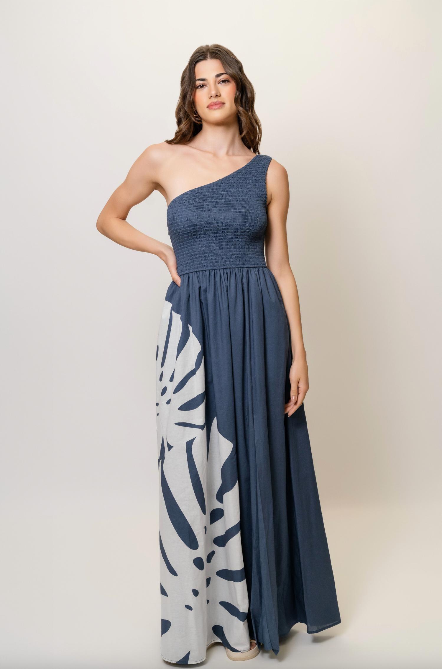 colorblock bow maxi dress hutch Hutch Harlo Deep-V Back-Bow Tiered Colorblock Maxi Gown Size US 6