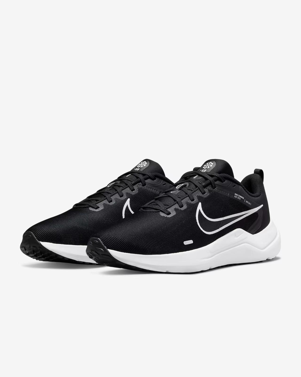 nike low cut running shoes