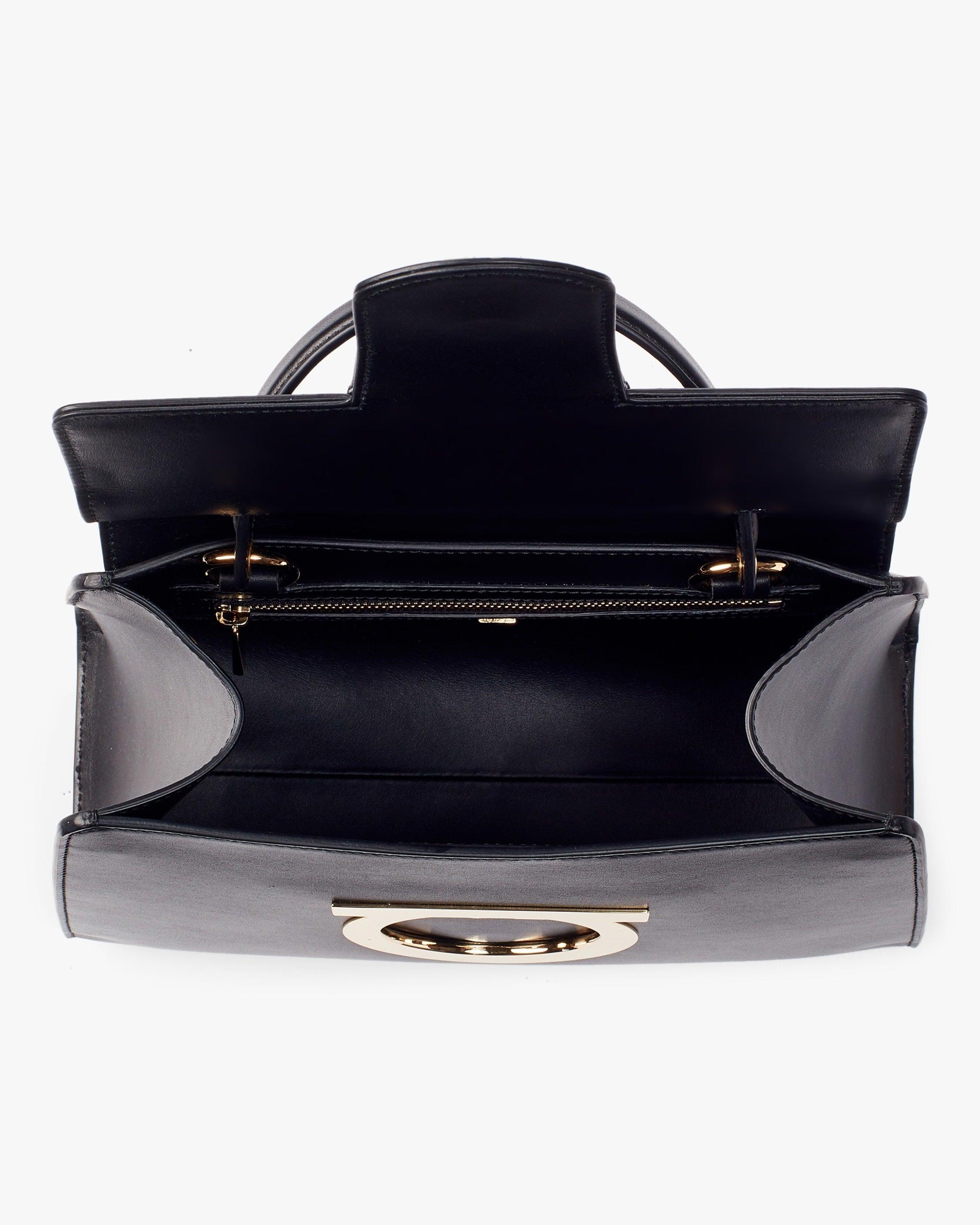 Ferragamo Salvatore Thalia 714589 Black Shoulder Bag Lyst