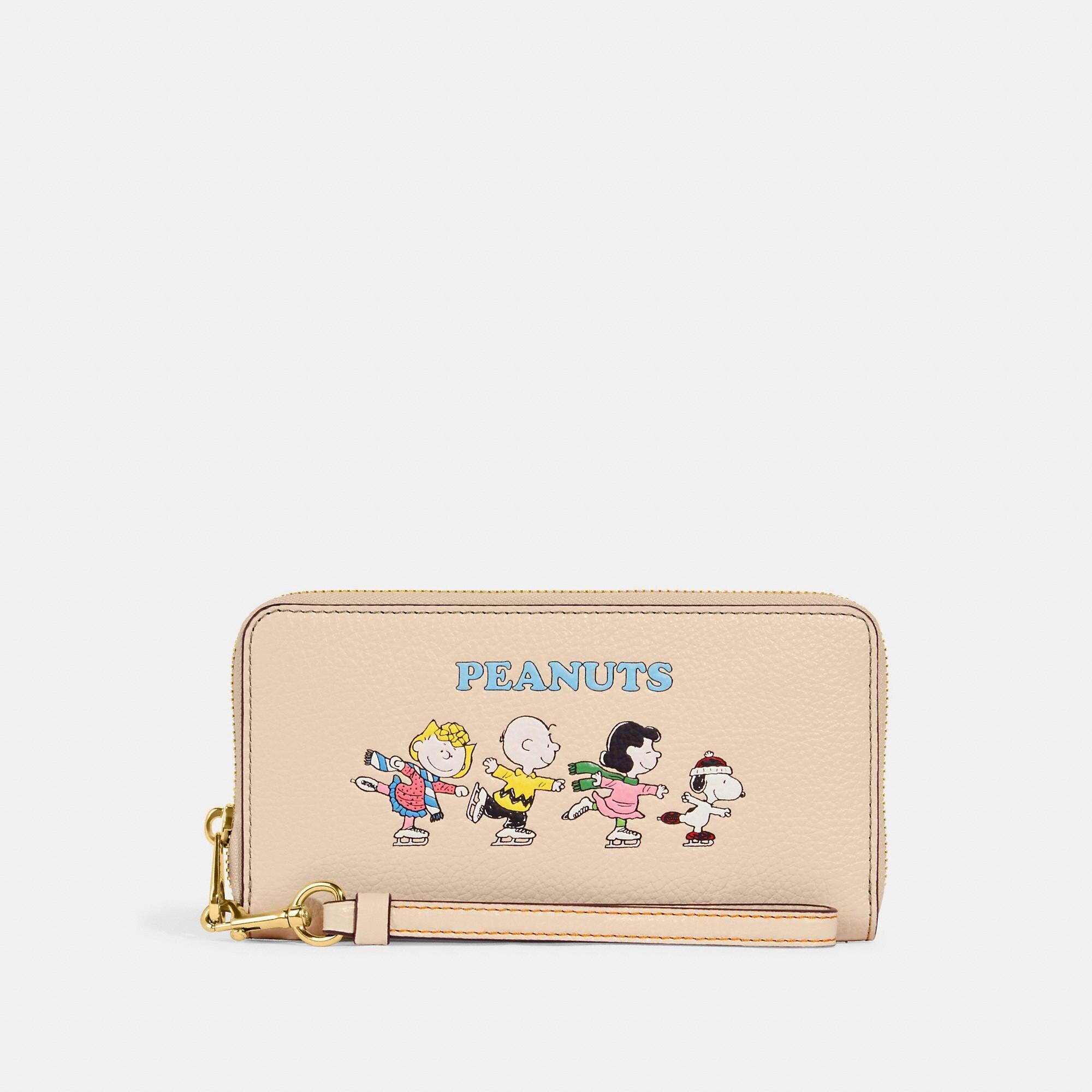 Coach Outlet Coach X Peanuts Long Zip Around Wallet With Snoopy And Friends  Motif in Natural | Lyst