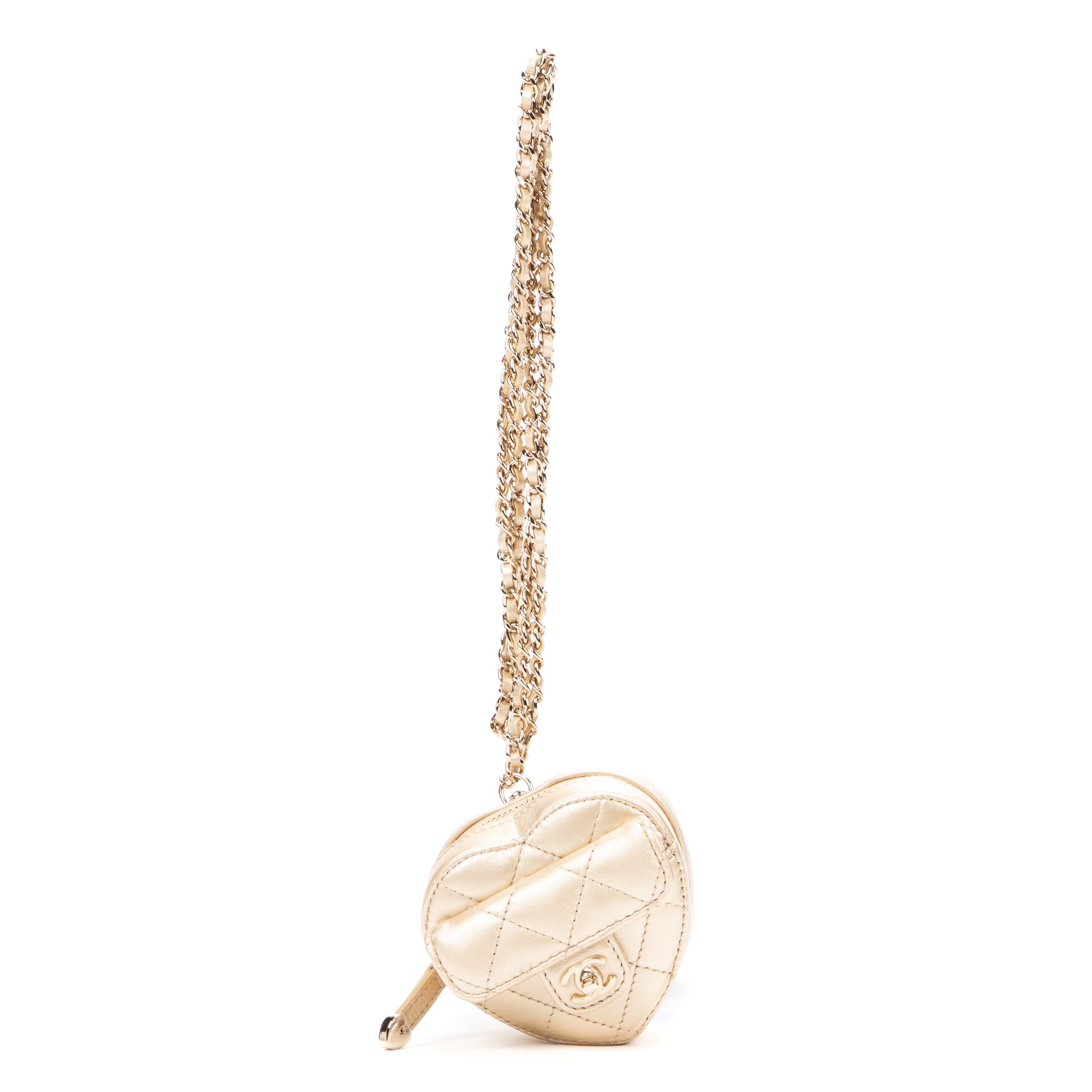 Chanel Rare Heart Clutch With Chain Mini in Metallic