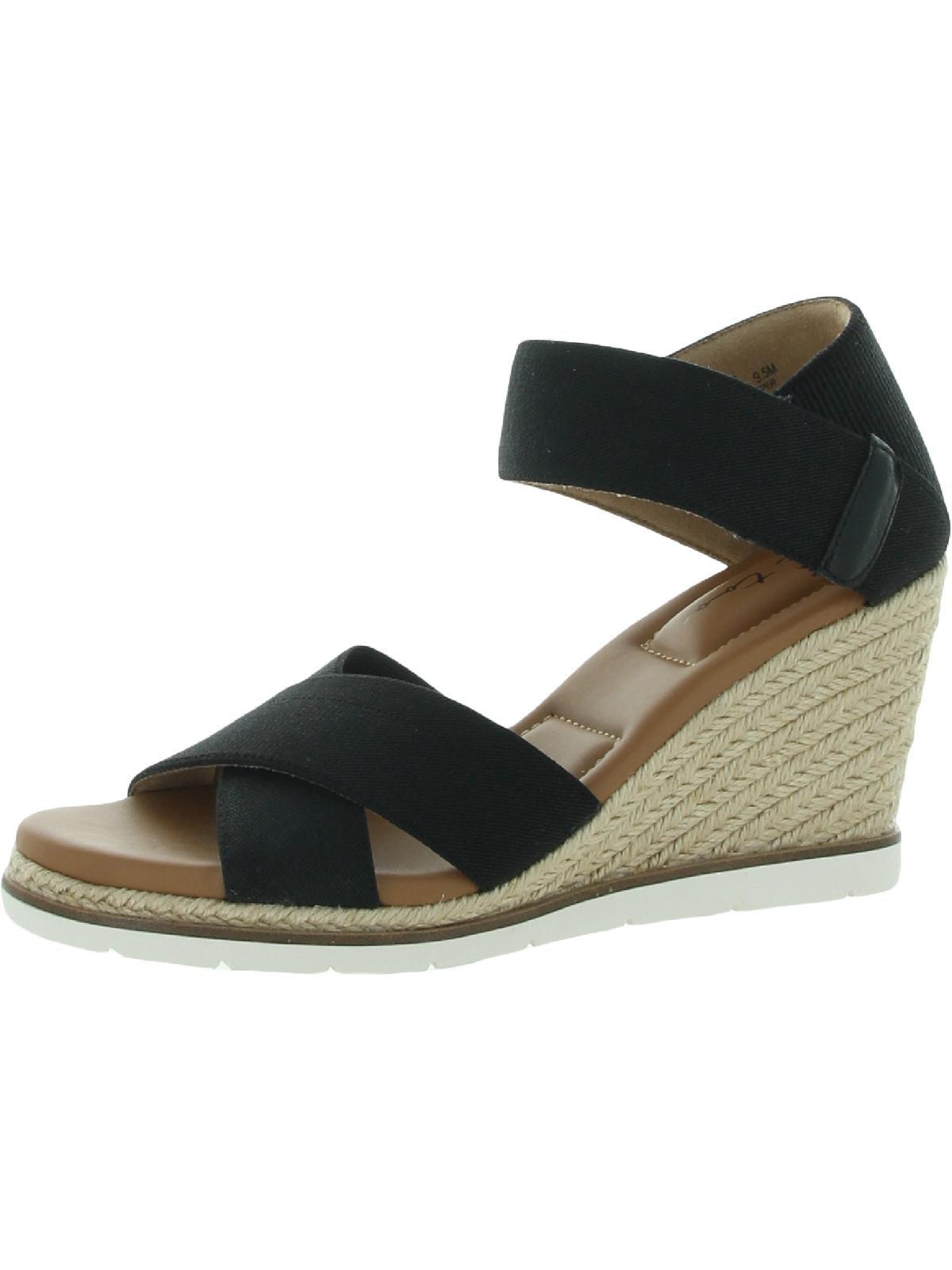 Me Too Gia 15 Memory Foam Strappy Wedge Sandals in Black | Lyst