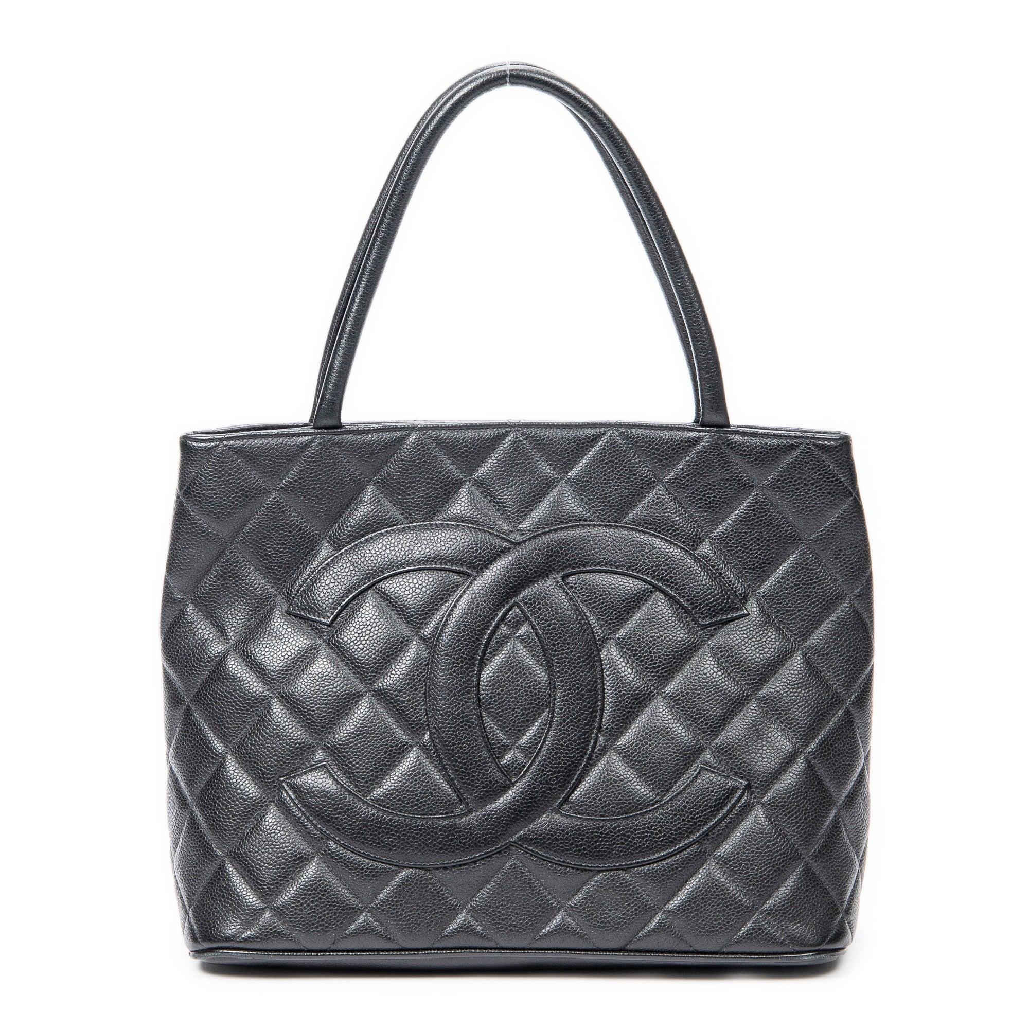CHANEL Pre-Owned Medallion Tote Bag - Farfetch