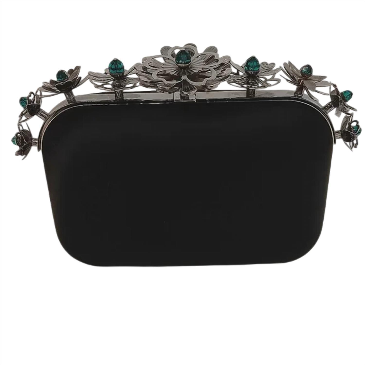 JIMMY CHOO■Velvet Clutch Bag■クラッチバッグ Callie | Black Velvet Clutch Bag | JIMMY CHOO