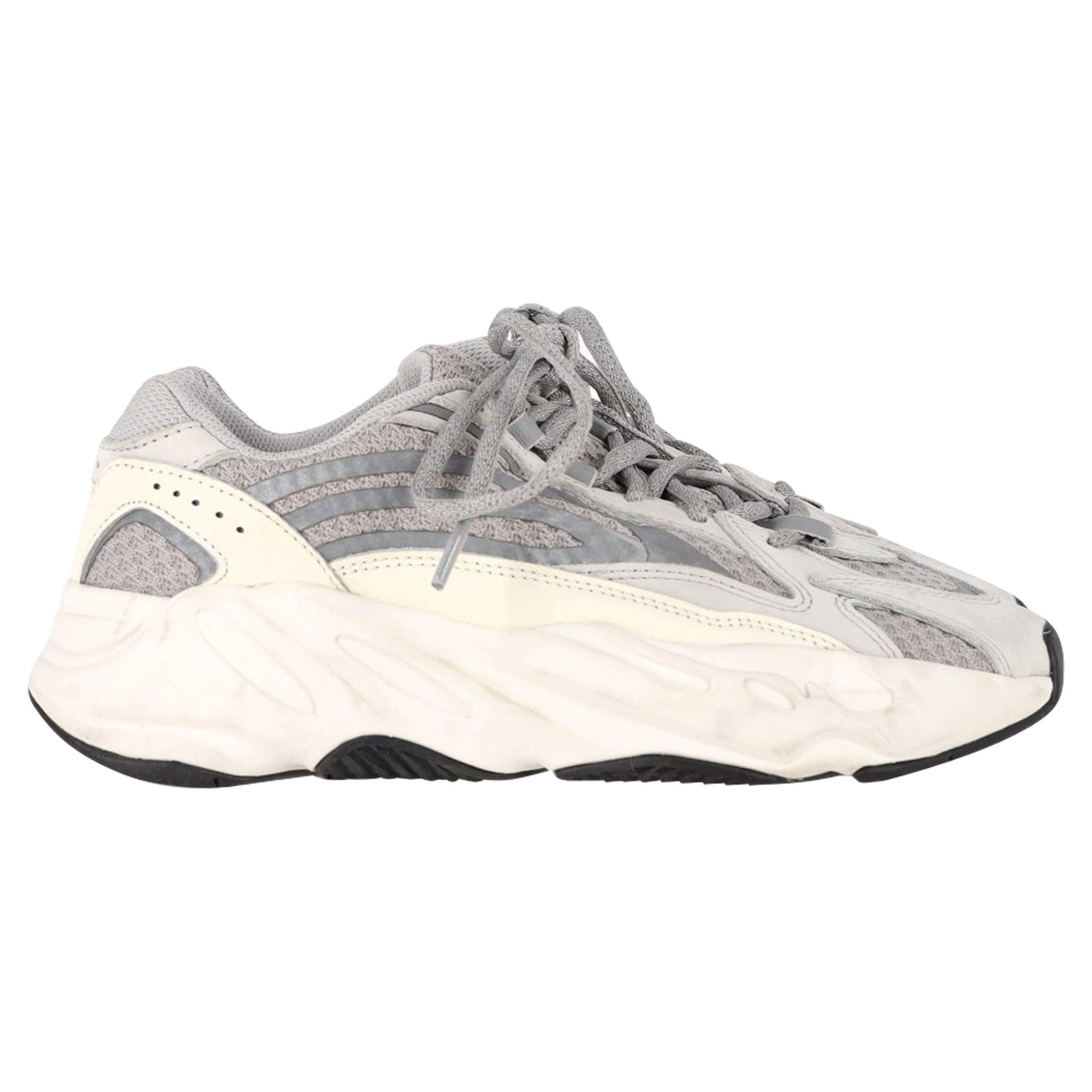 Kanye West Yeezy 700 Dames Wit Yeezy Boost 700 V2 Vanta Sneakerspact