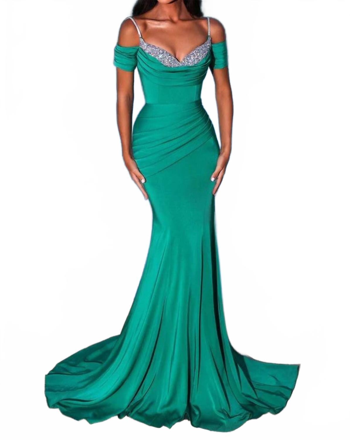 Portia and Scarlett Diamond Sweetheart Neckline Gown in Green | Lyst