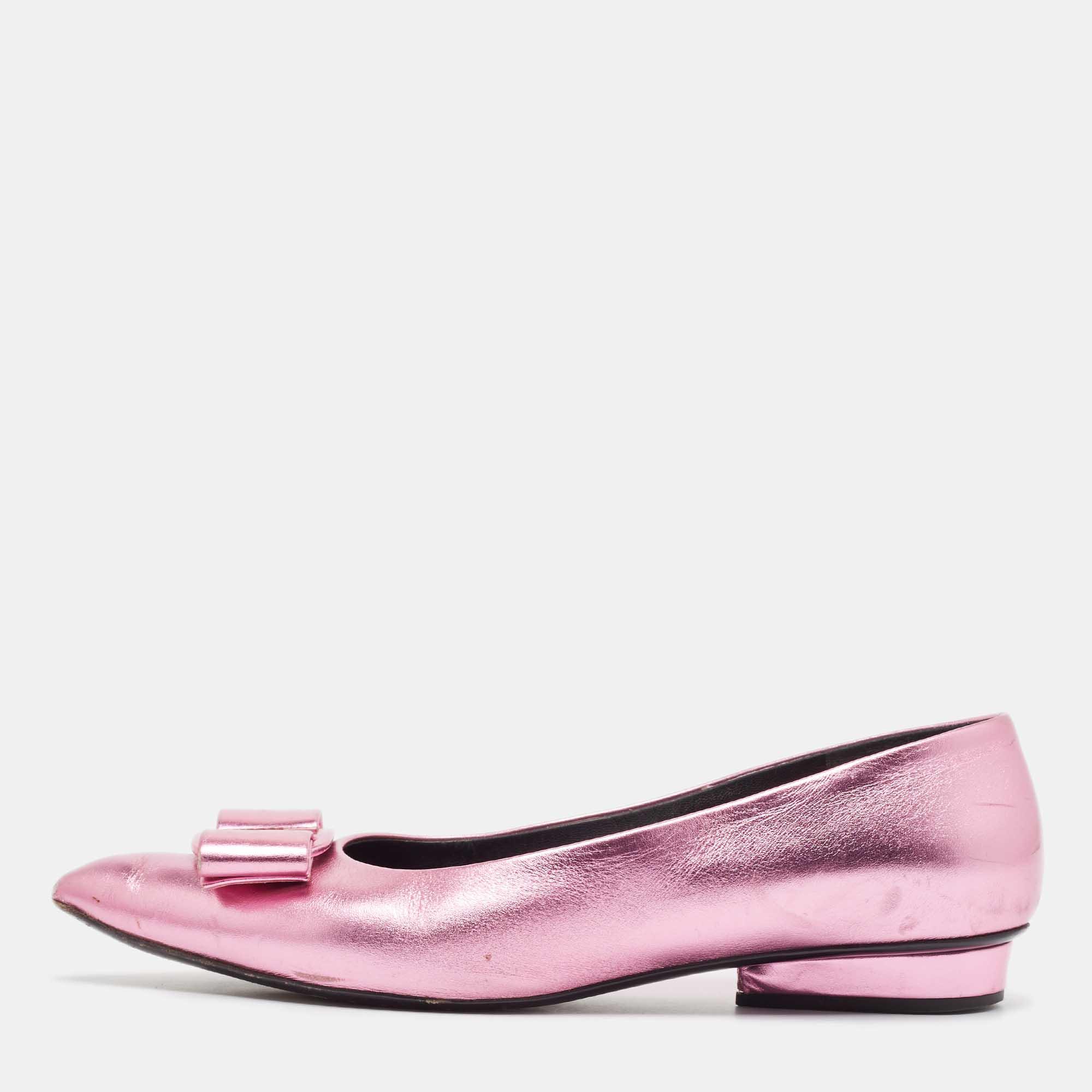 Designer Ferragamo Viva Flats for Women - Up to 74% off | Lyst