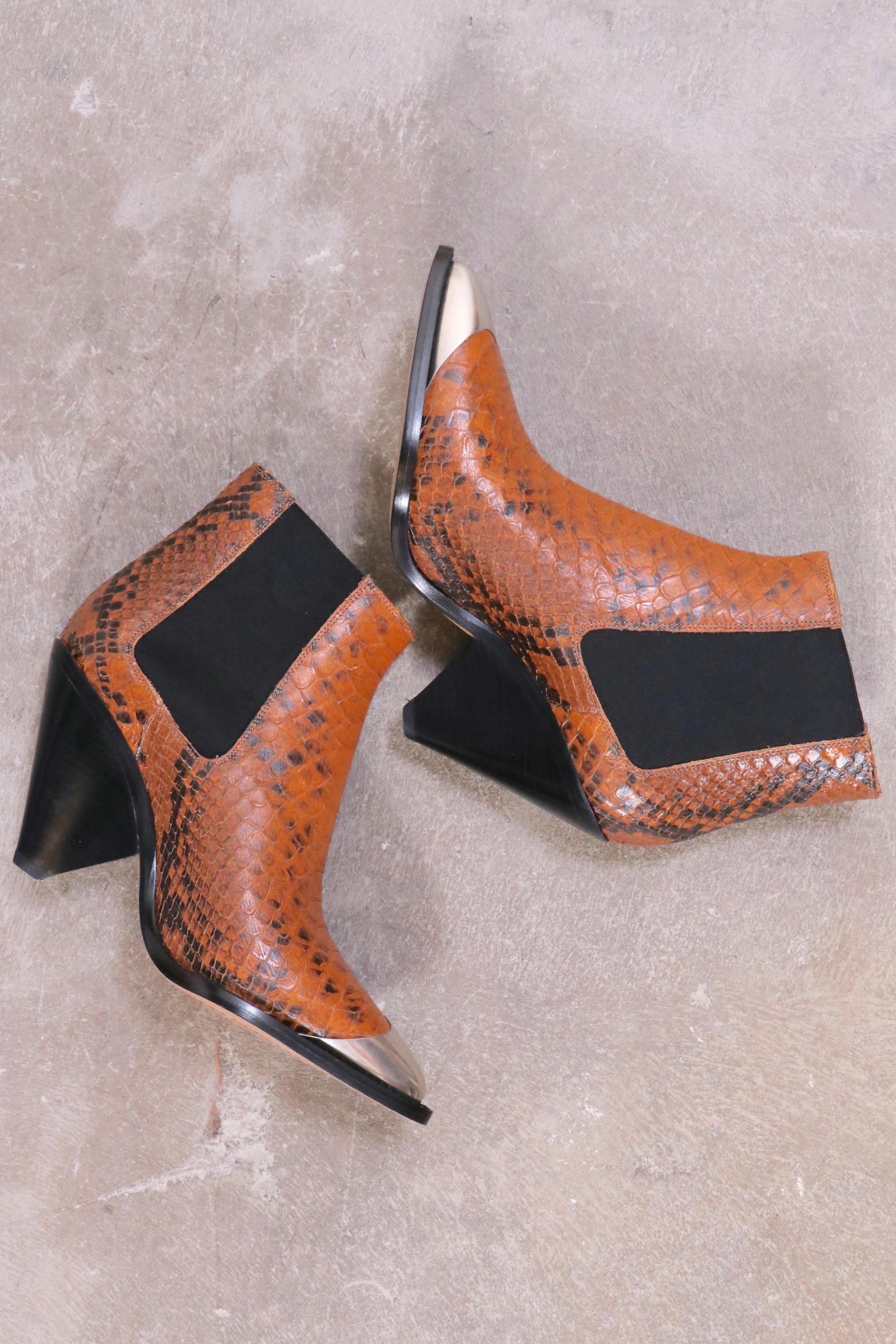 isabel marant dacken boots cognac