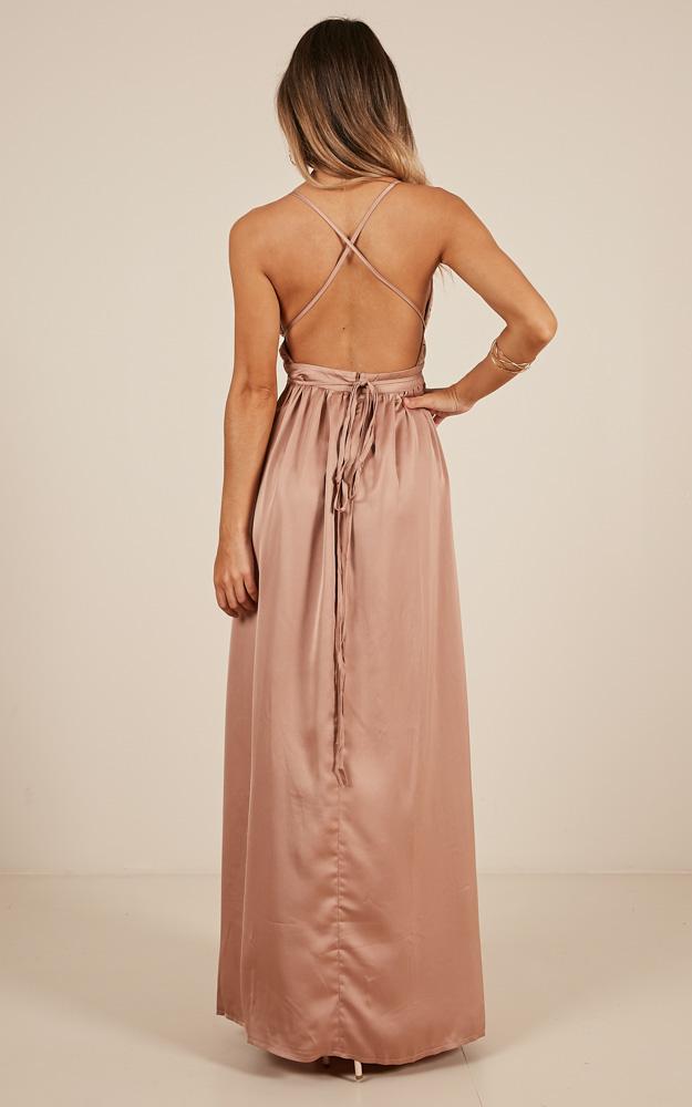 fix you maxi dress in beige