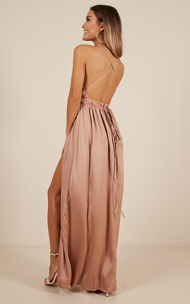 fix you maxi dress in beige