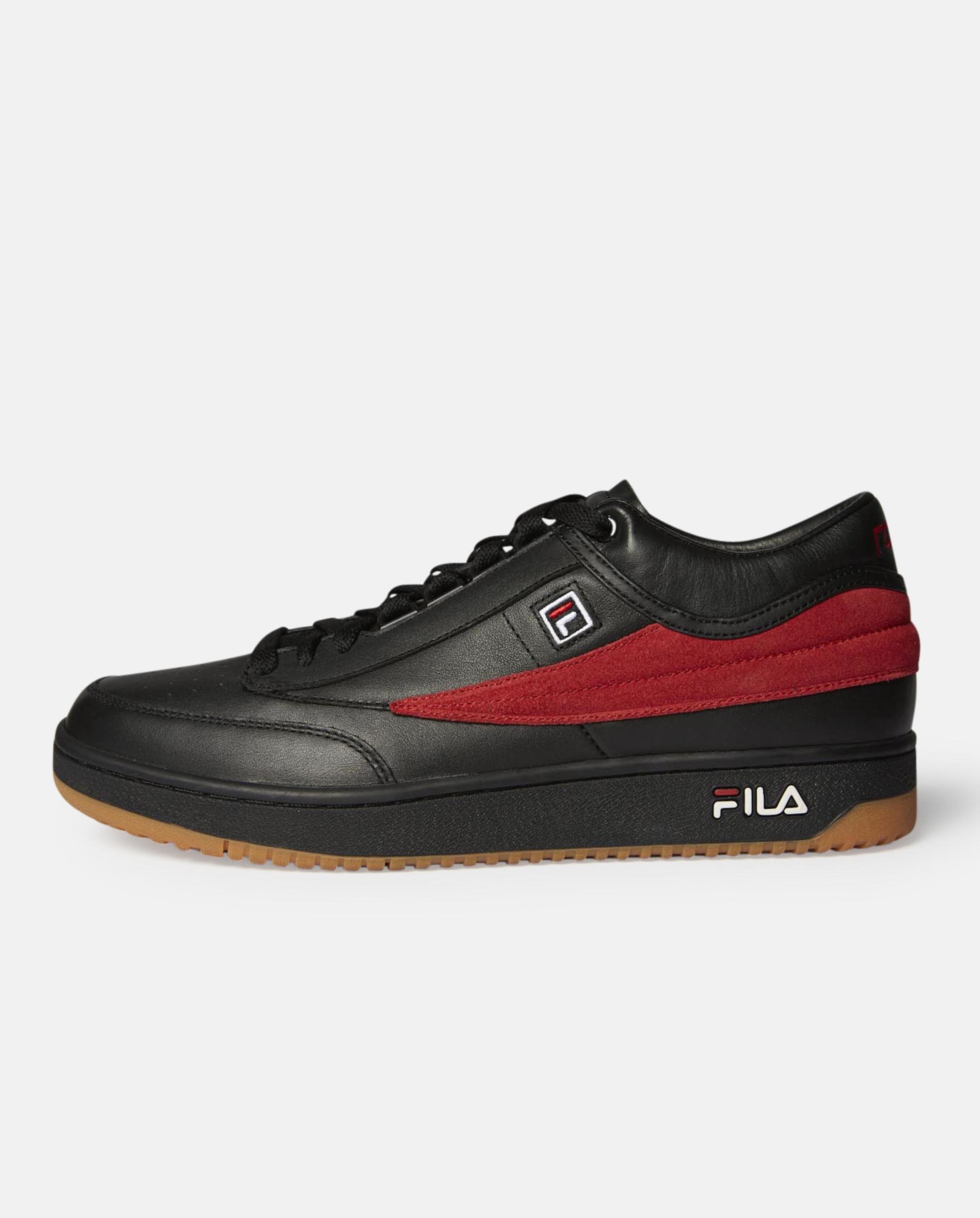 Gosha Rubchinskiy Leather X Fila T-1 Sneakers in Black for Men - Lyst