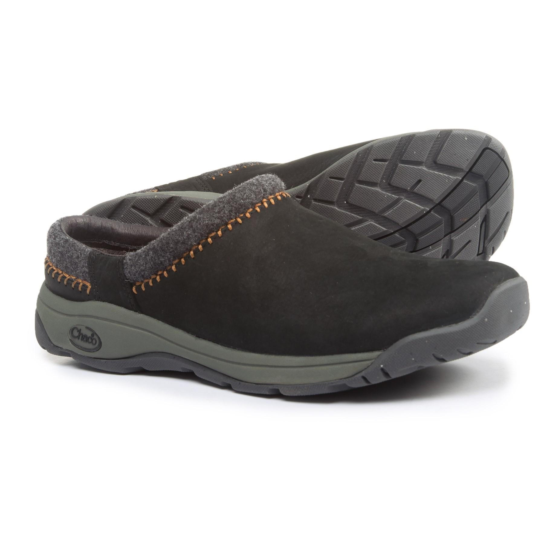 chaco zealander clogs