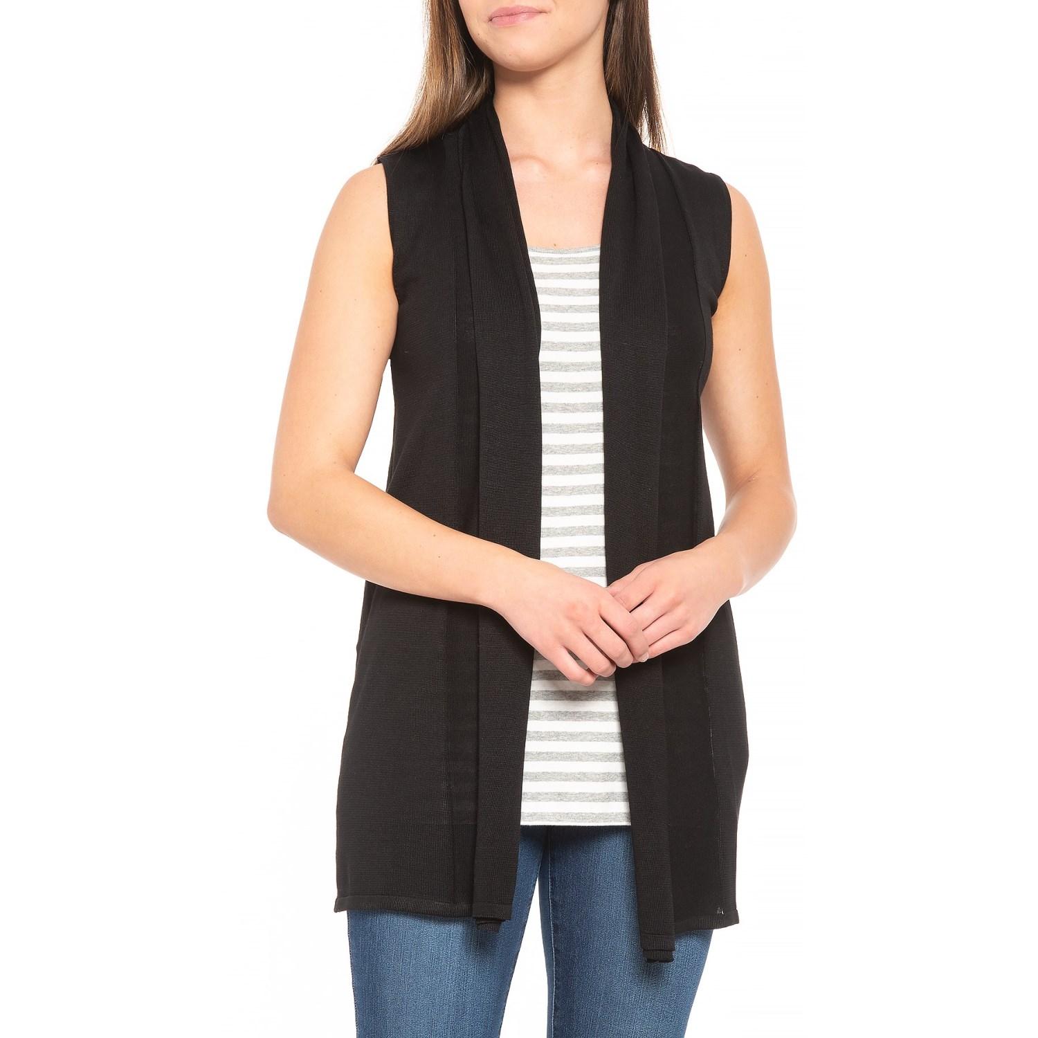 Joseph A Knit Vest in Black Lyst