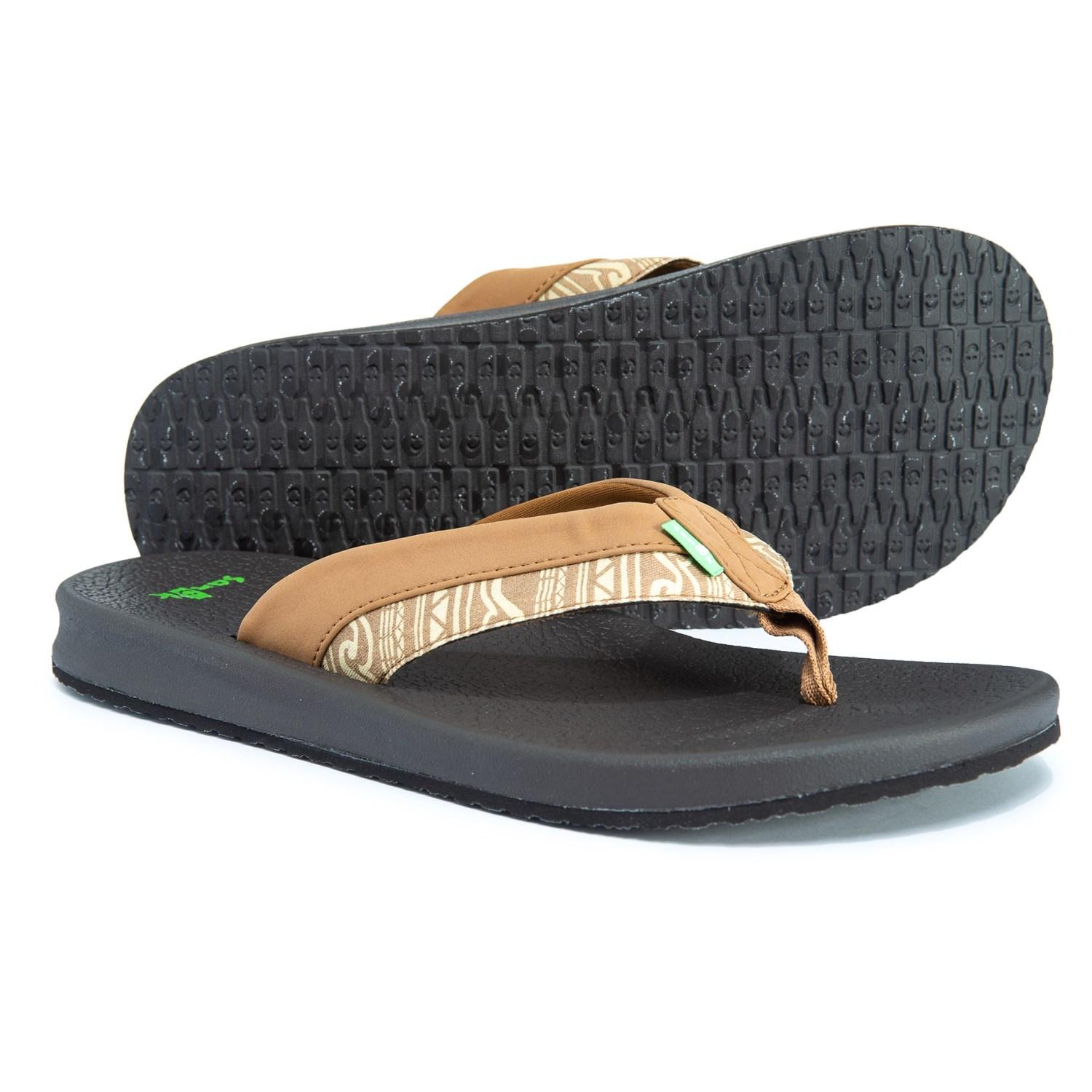 sanuk fuzzy flip flops