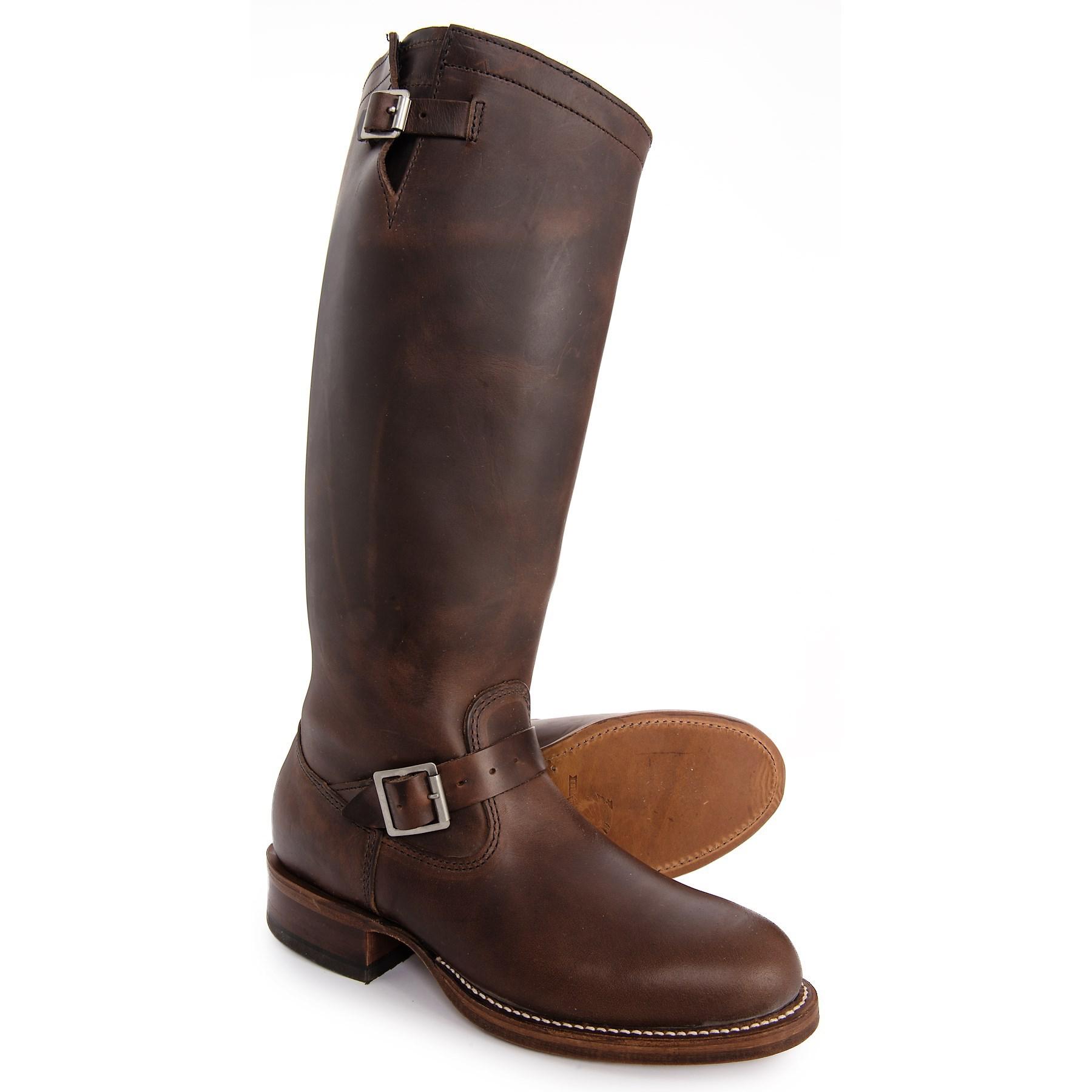 Chippewa Leather 1937 Original Engineer Boots in Chocolate (Brown) for