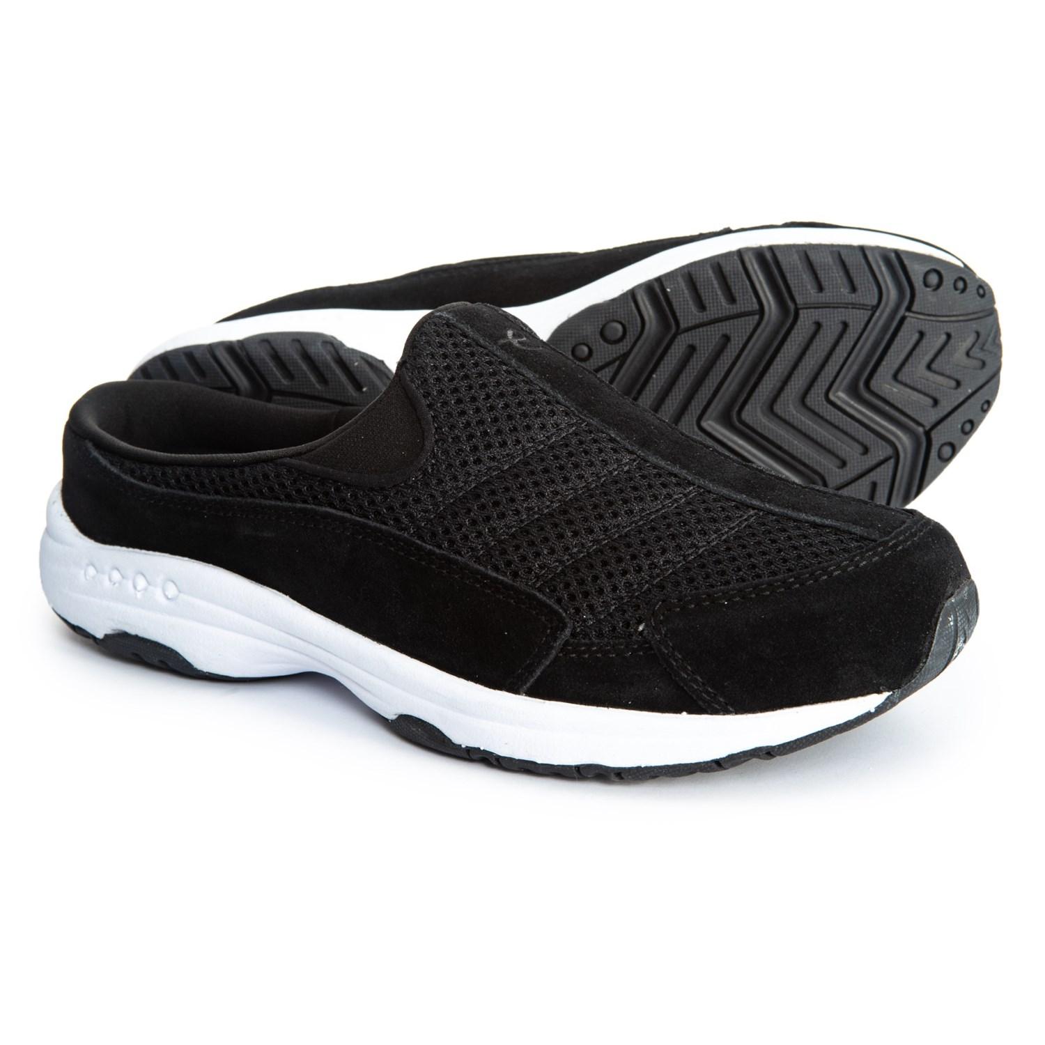 athletic clogs