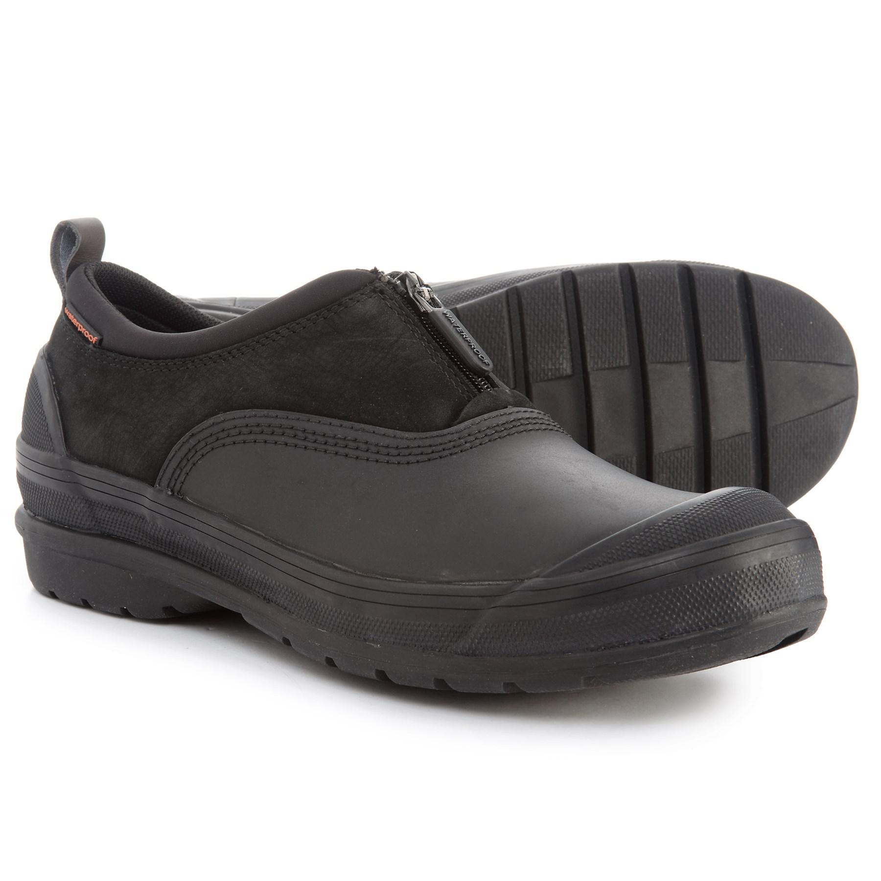 Clarks Leather Muckers Trail Shoes (for Women) in Black Clarks Leather Muckers Trail Shoes (for Women) in Black