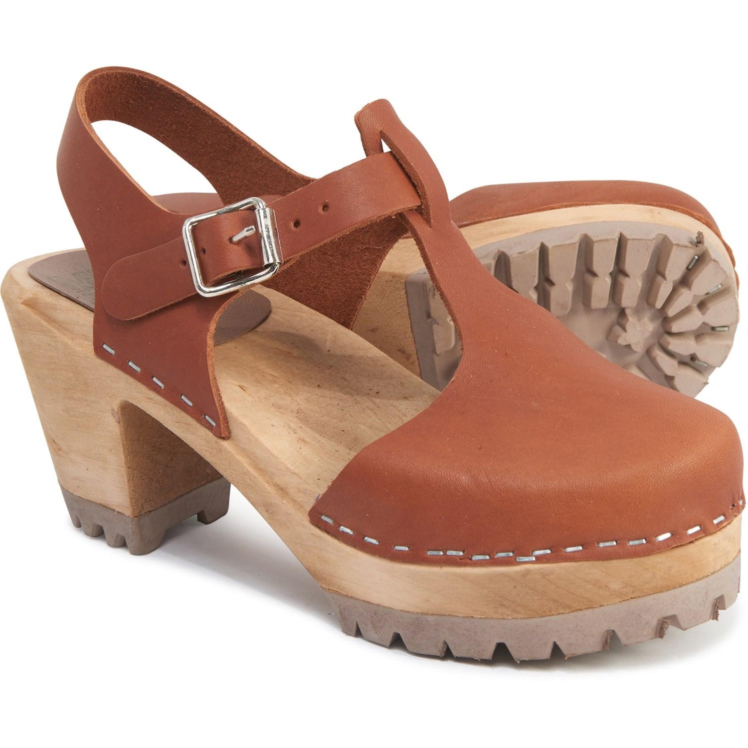 mia madeline clog