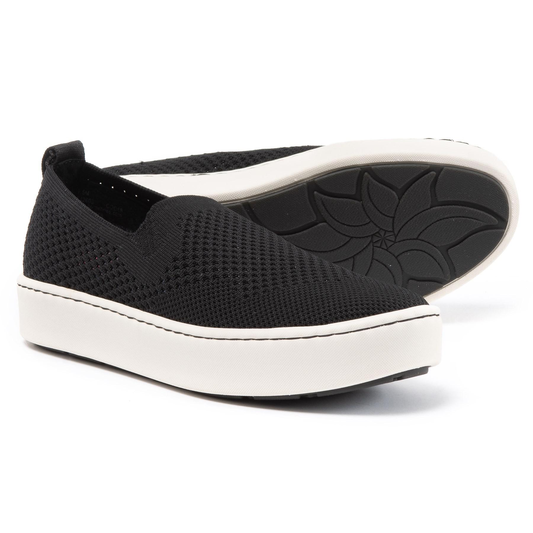 born slip on sneakers