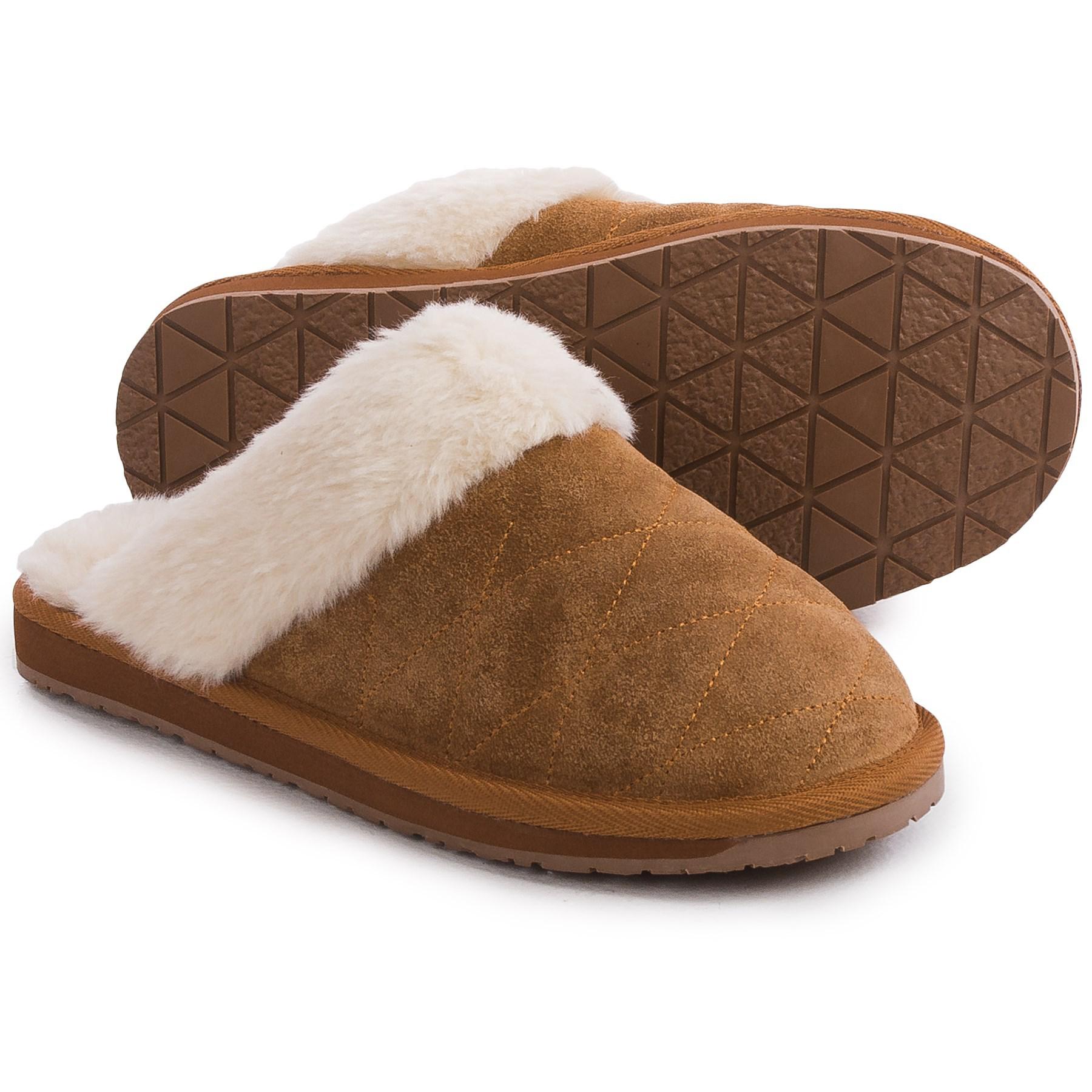 clarks quilted scuff slipper